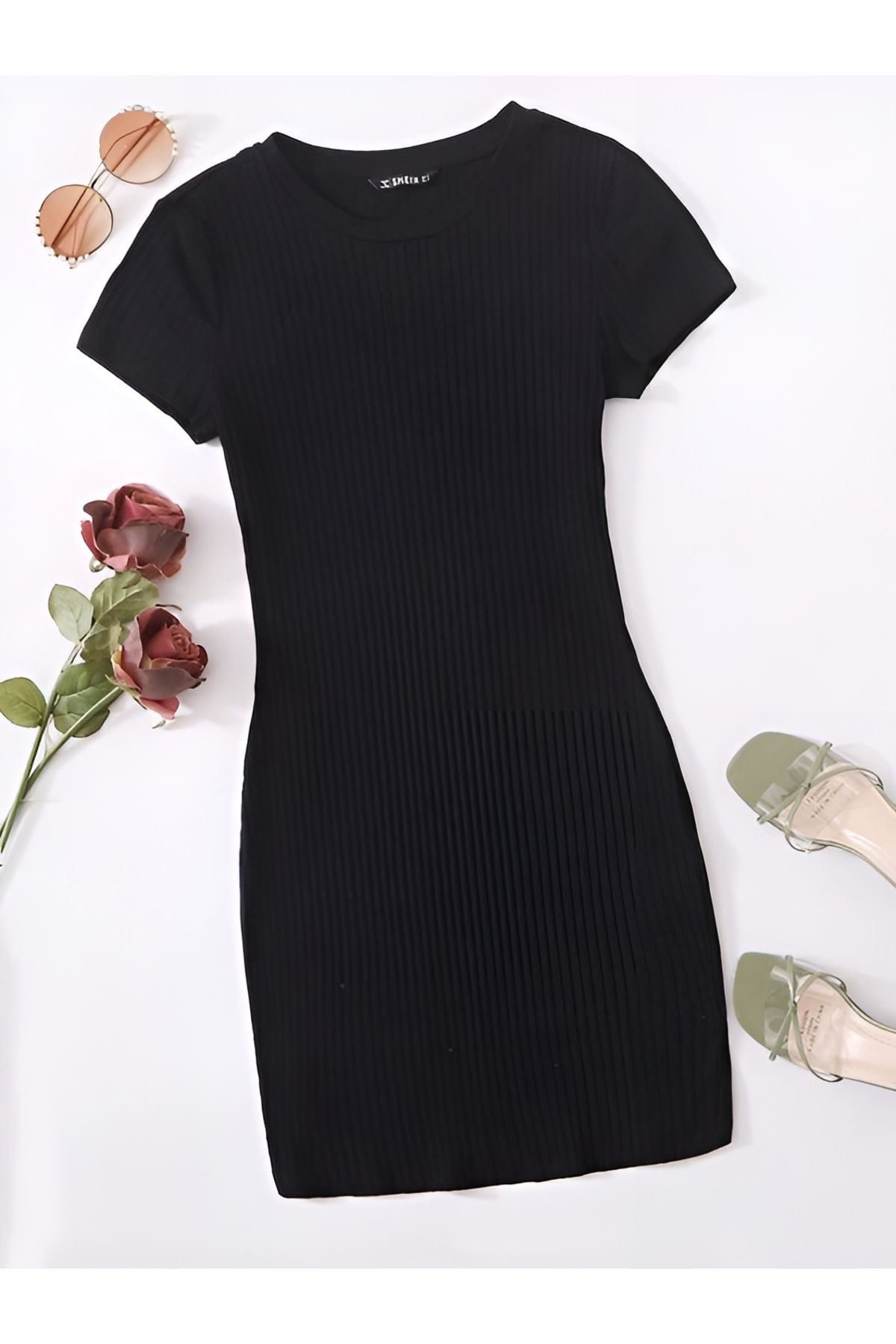 https://cdn.dsmcdn.com/ty1280/product/media/images/prod/SPM/PIM/20240427/16/83de8fb8-7c0f-35fe-a619-cb314b5eb0fc/1_org_zoom.jpg