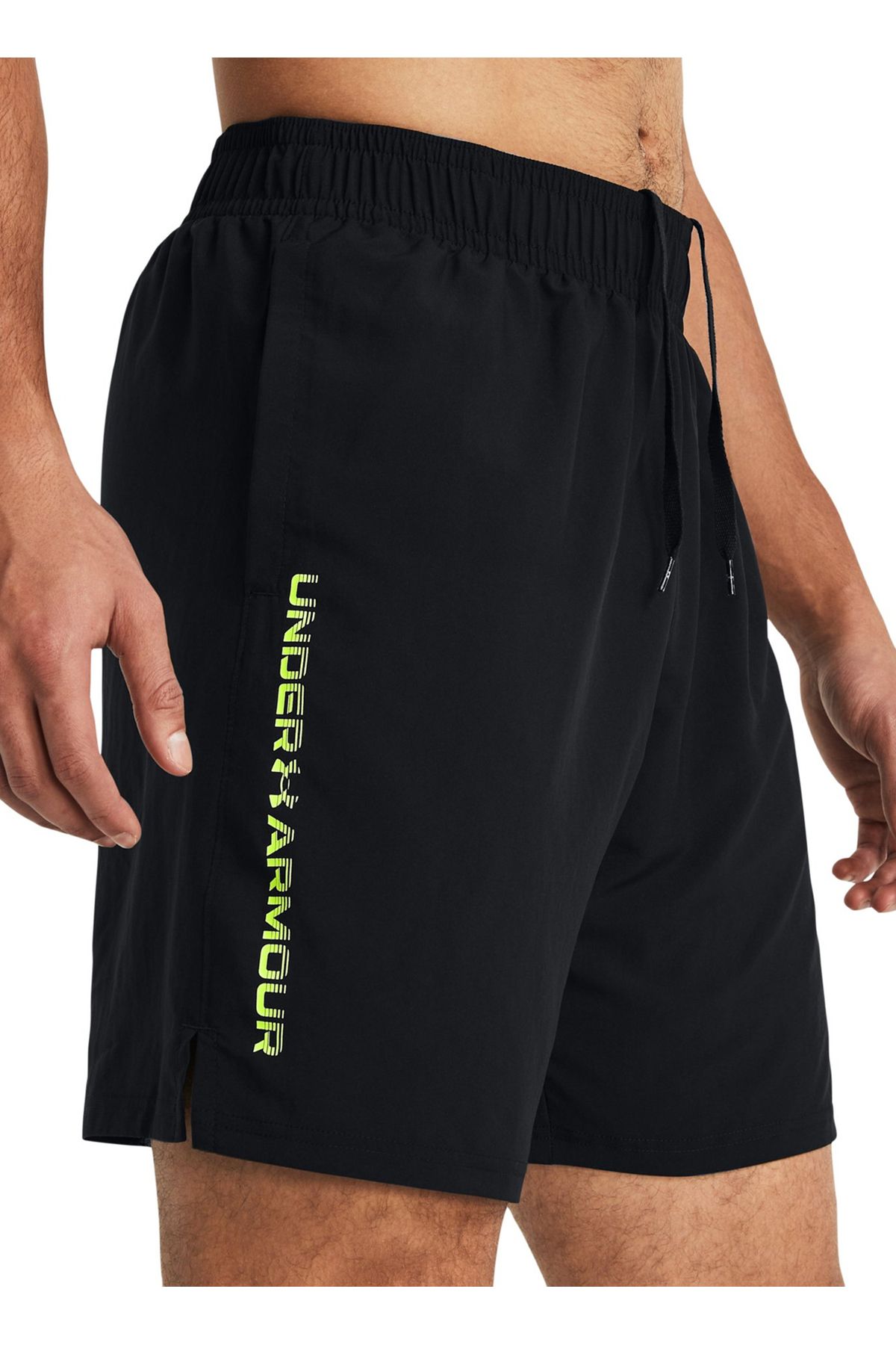 شلوارک و برمودا مشکی مردانه 002 اورجینال Under Armour