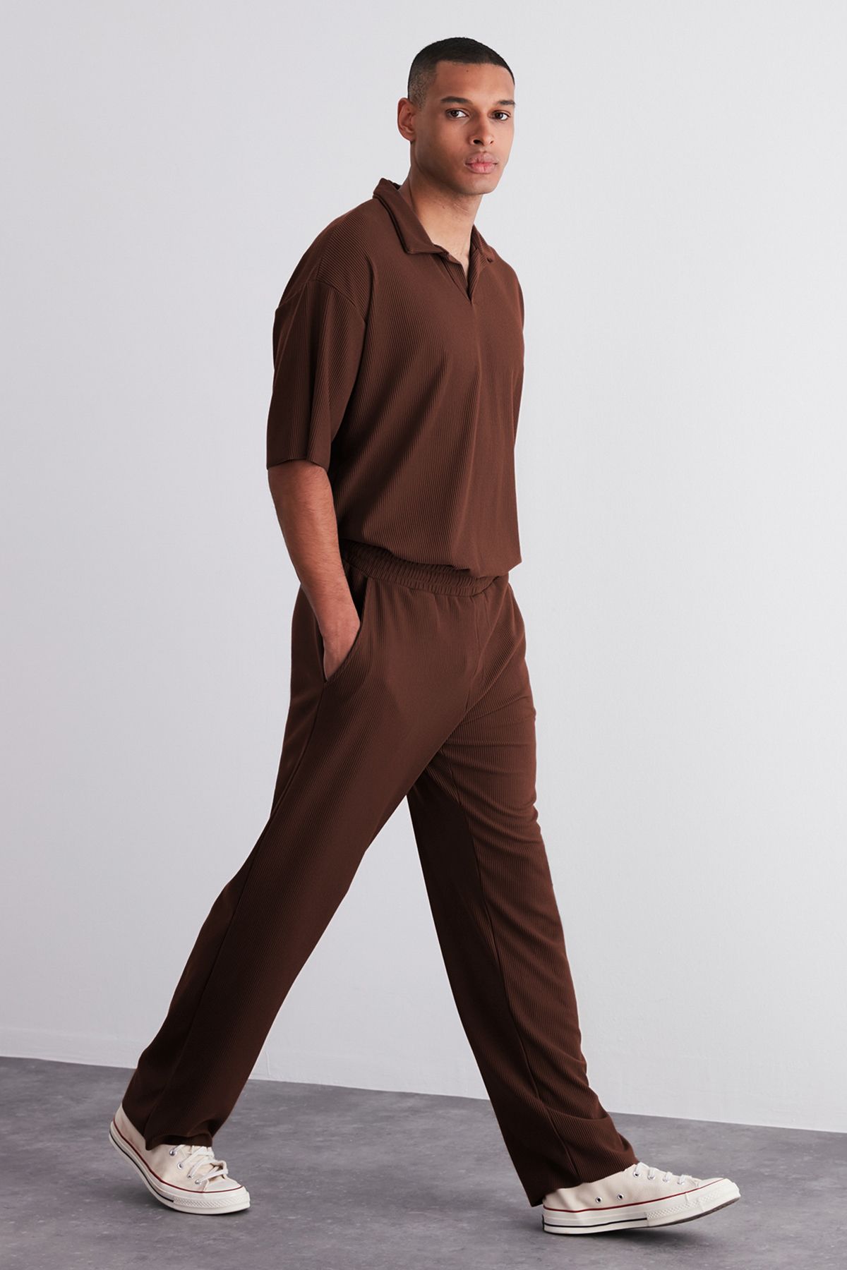 complete the look image
