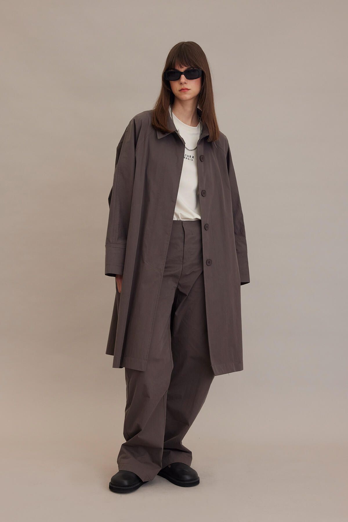 Manuka-OVERSIZE TKANINA TECHNICZNA trencz taupe 2