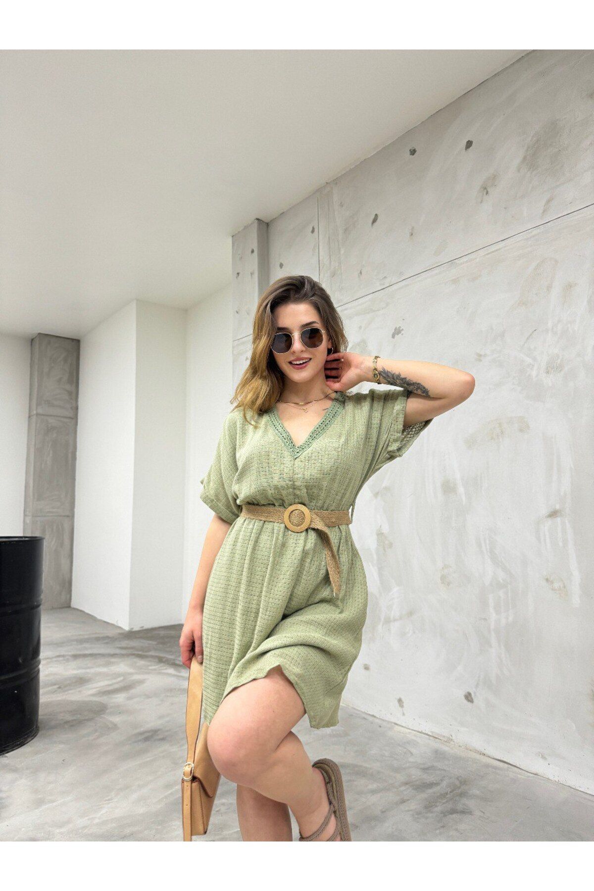 BİKELİFE-Damen Sommerkleid aus Leinen mit V-Ausschnitt, elastischer Taille und Gürtel 6