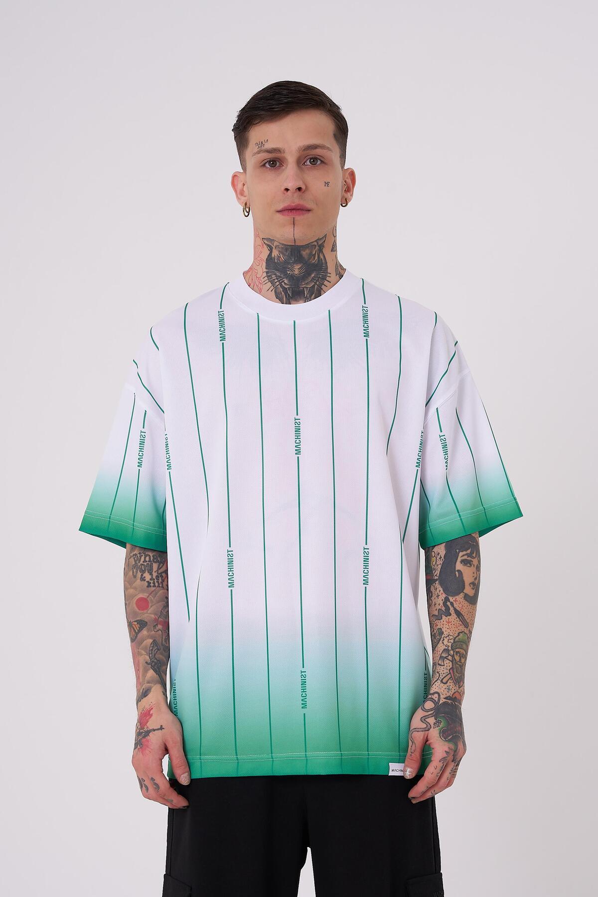 تیشرت مردانه راه راه ماشینی با چاپ سایز سفید روشن و سبز روشن