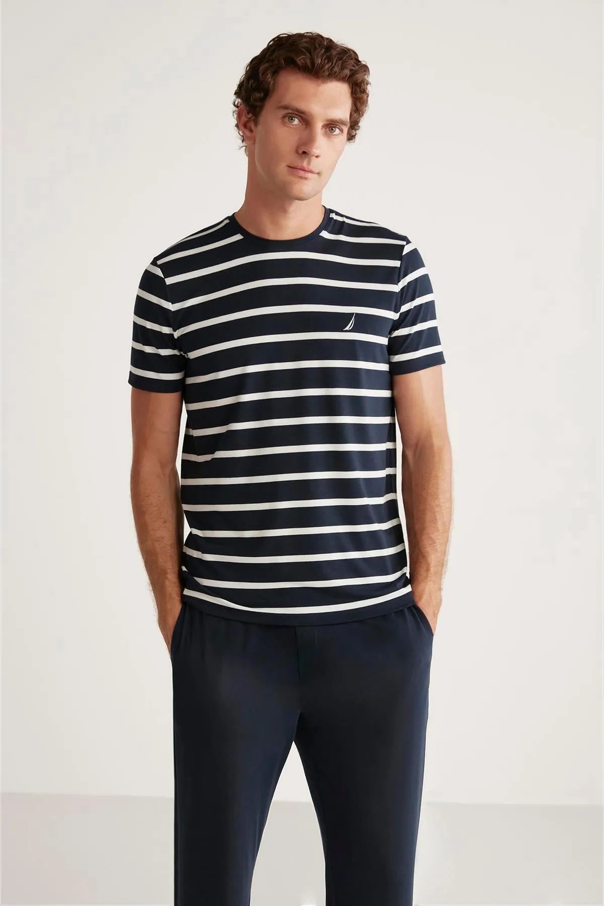 ست پیژامه مردانه یقه دوچرخه NAUCICA SOFTED SLOOVE SABMA Nautica