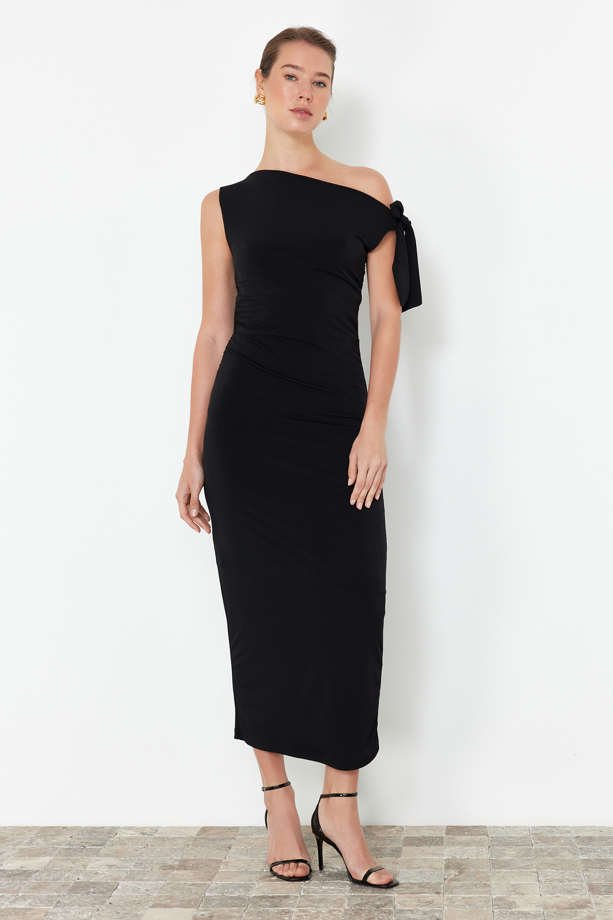 Trendyolmilla  Siyah Fitted/Vücuda Oturan Örme Maxi Esnek Kalem Elbise TWOSS24EL00563 - Görsel 2