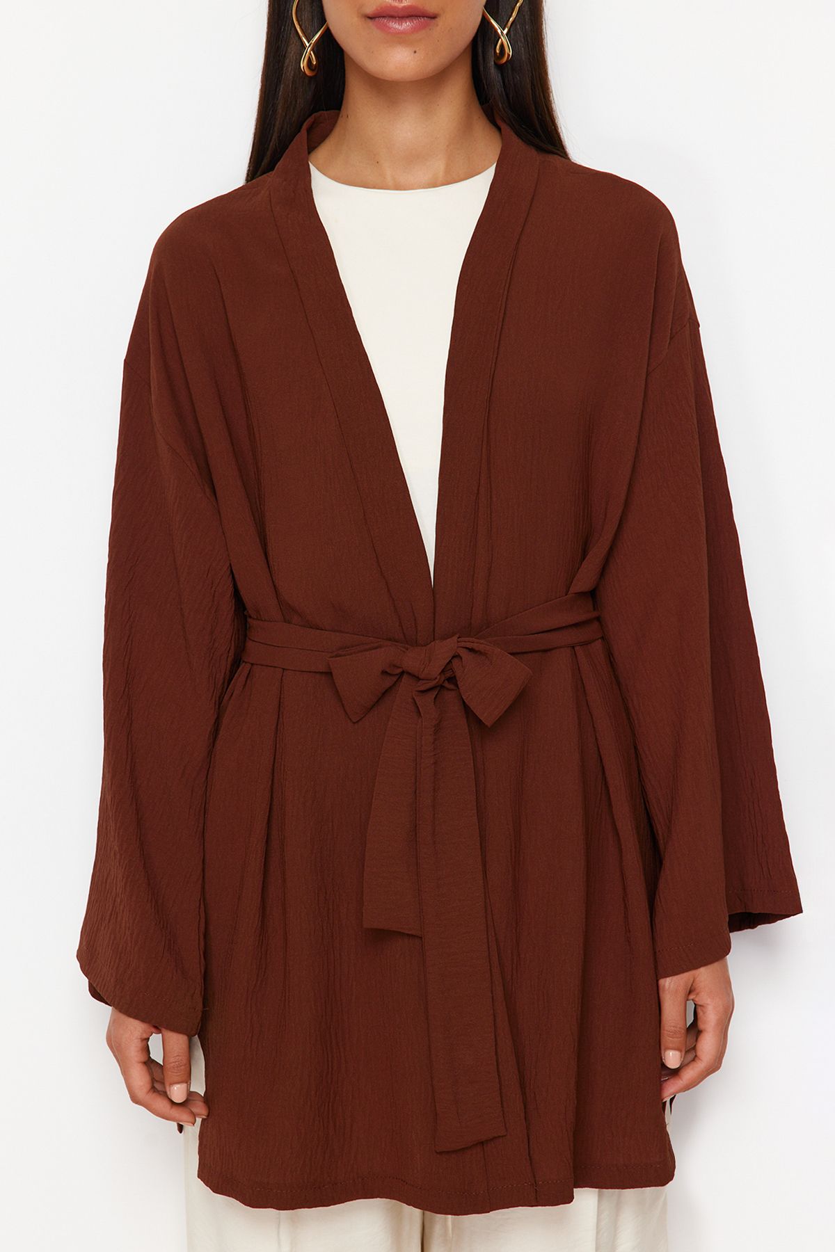 Trendyol Modest-Kimono hnědého tkaného plátna TCTSS24KK00004 4