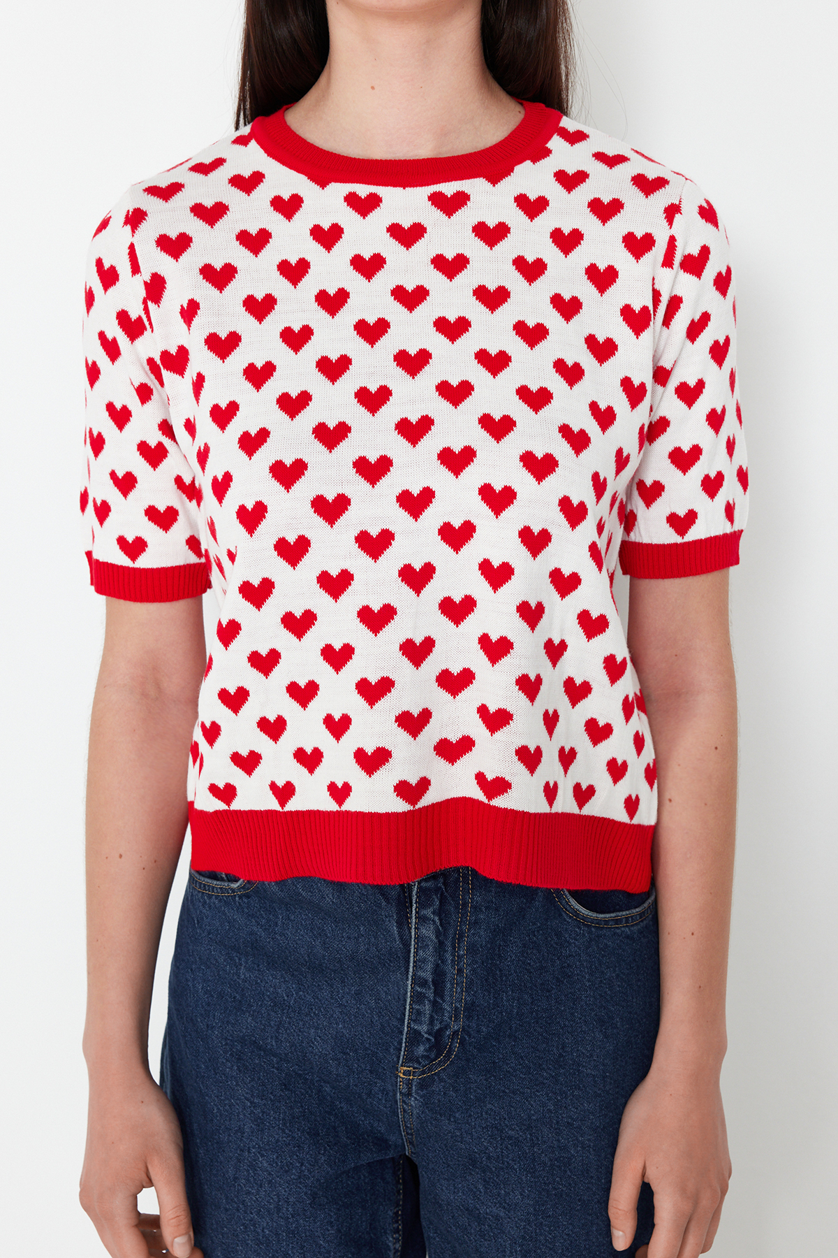 Trendyolmilla  Kırmızı Bisiklet Yaka Kalp Desenli İnce Triko Bluz TWOSS21KZ0008 - Görsel 5