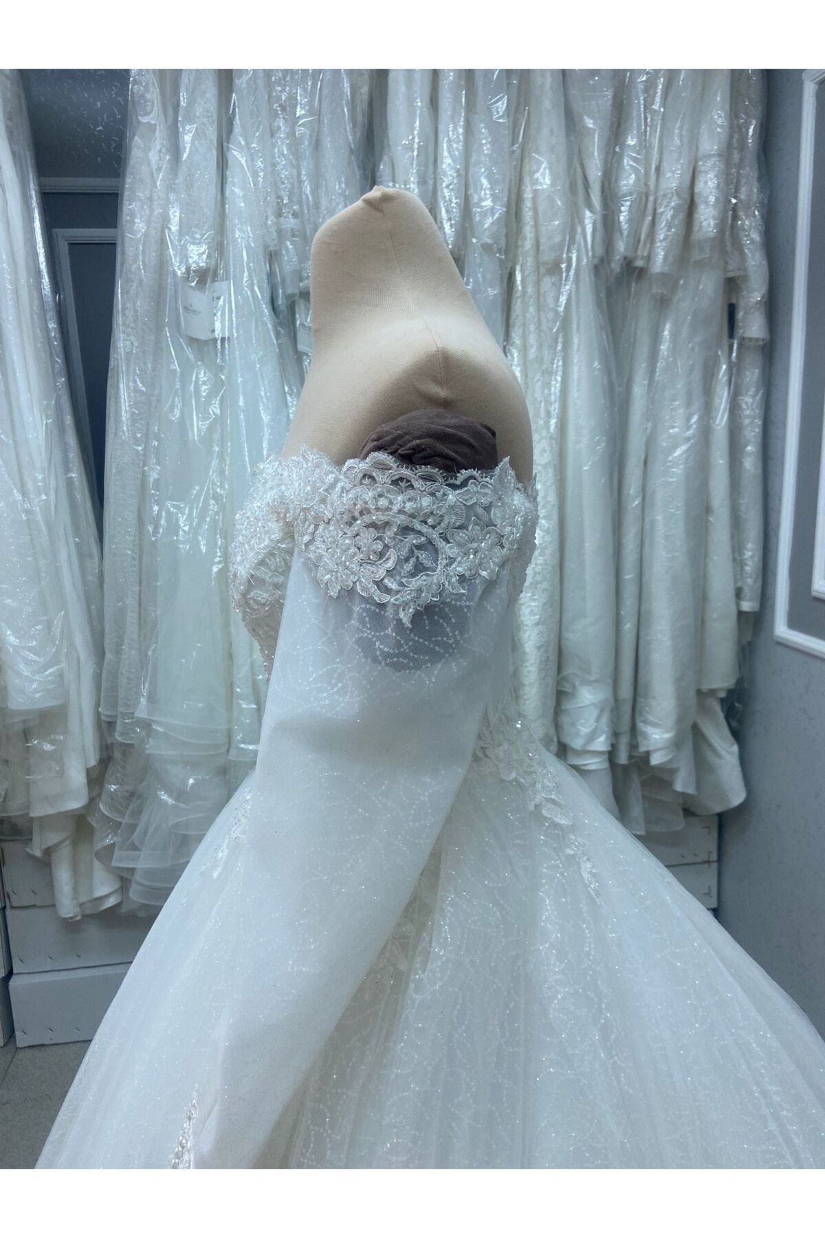 https://cdn.dsmcdn.com/ty1287/product/media/images/prod/SPM/PIM/20240502/09/e05b9e07-43a2-3d4e-ae37-4217d22ae04c/1_org_zoom.jpg