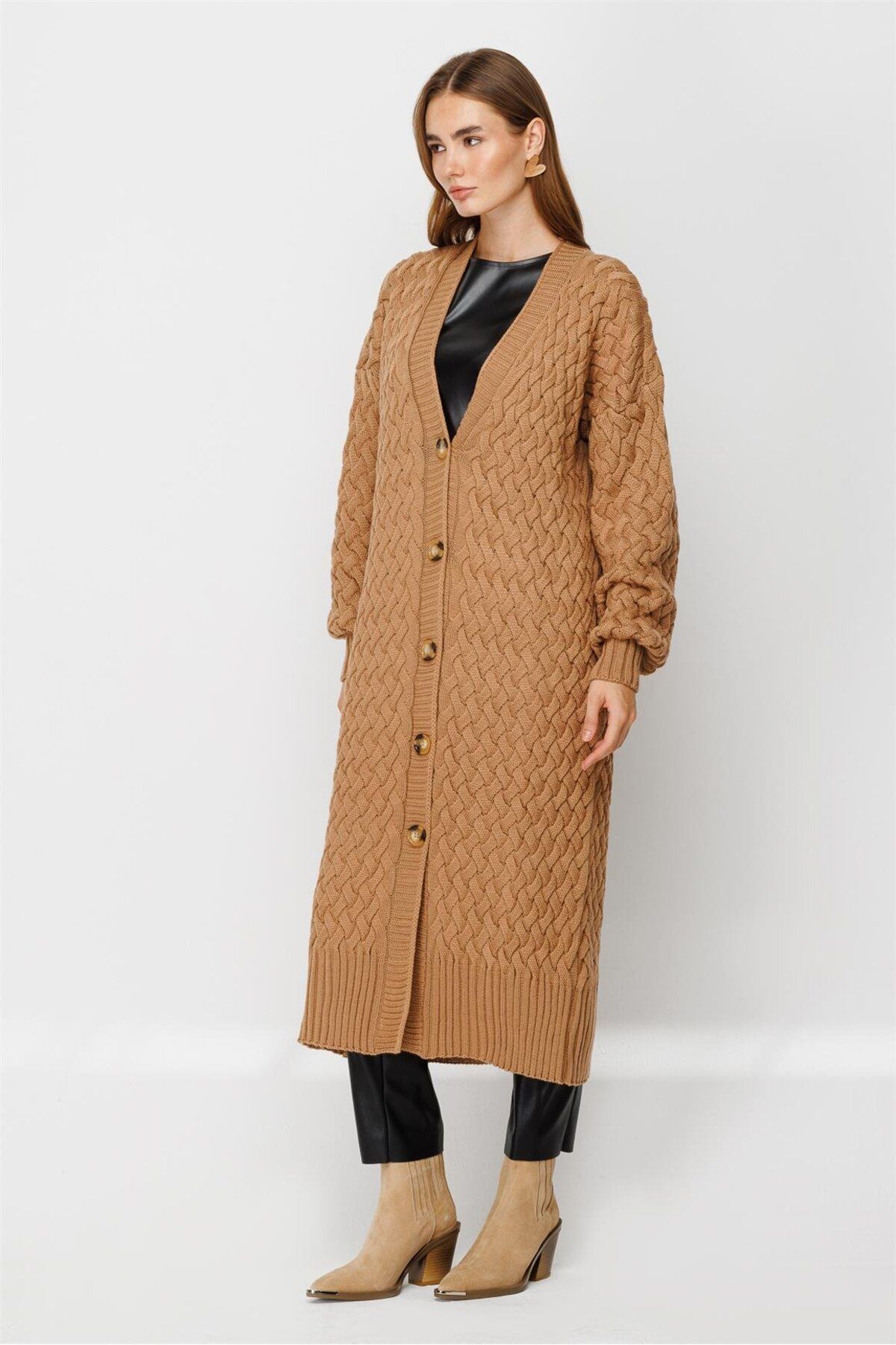 Esswaap-Front Buttoned Knitted Patterned Long Cardigan Camel 2