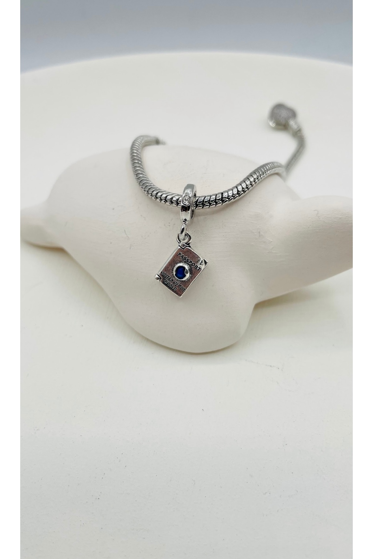 Dream Land Passport Swaying Bracelet Charm