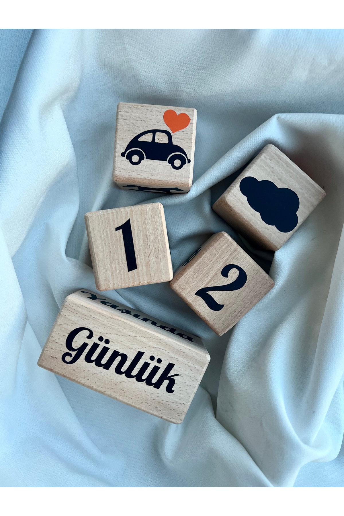 Turuncu siyah yazılı bebek hediyelik seti bebeğe özel anı küpü seti