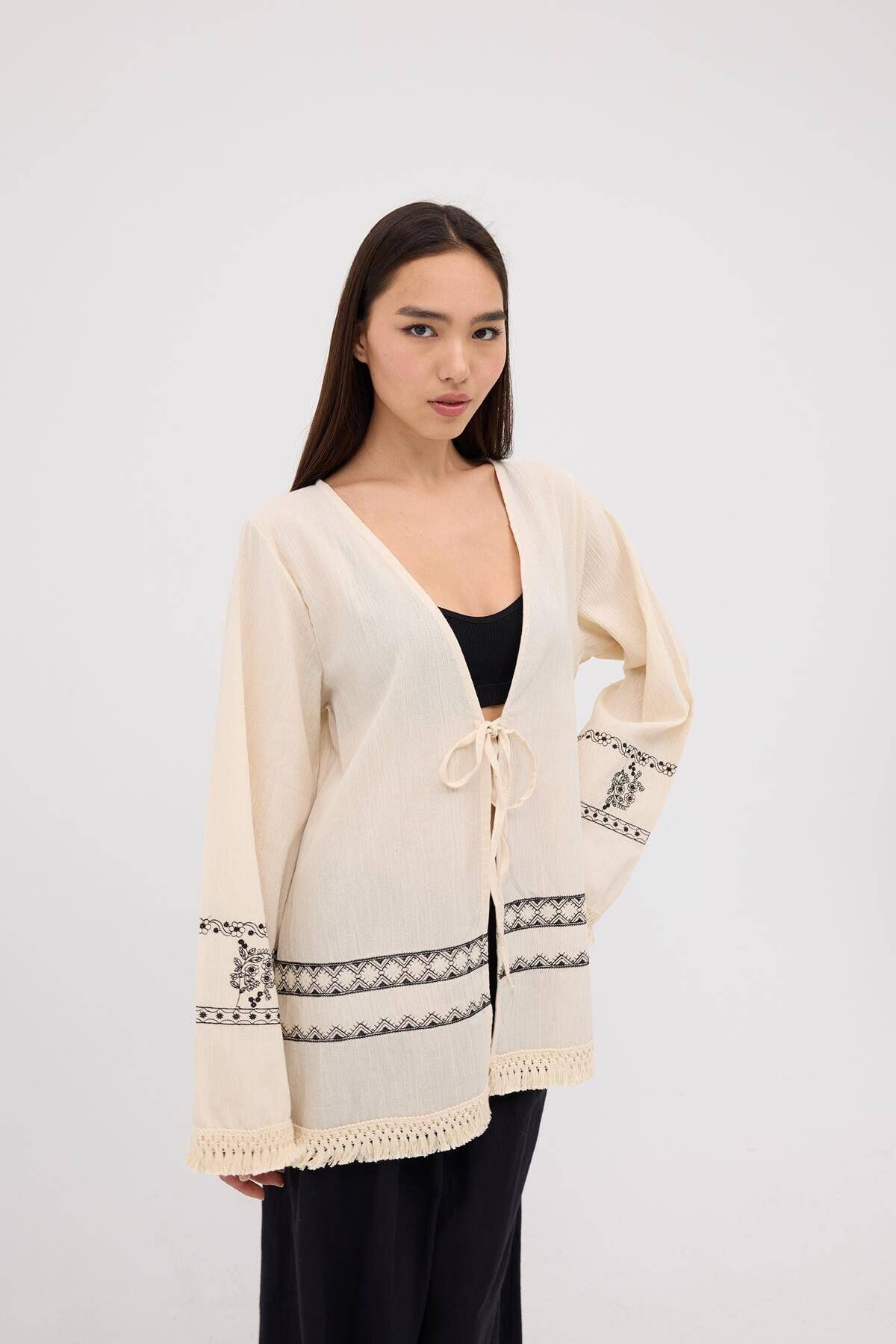 Addax-Tasseled Ethnic Pattern Kimono K39091-R10 2