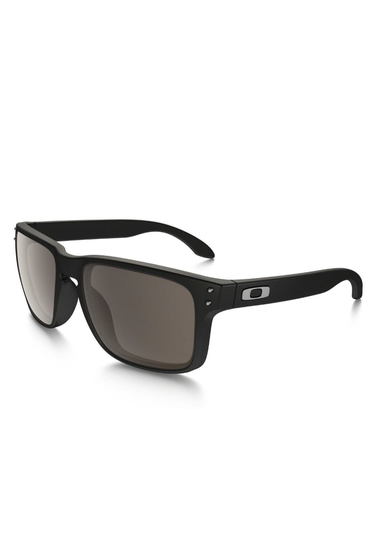 عینک آفتابی Oakley