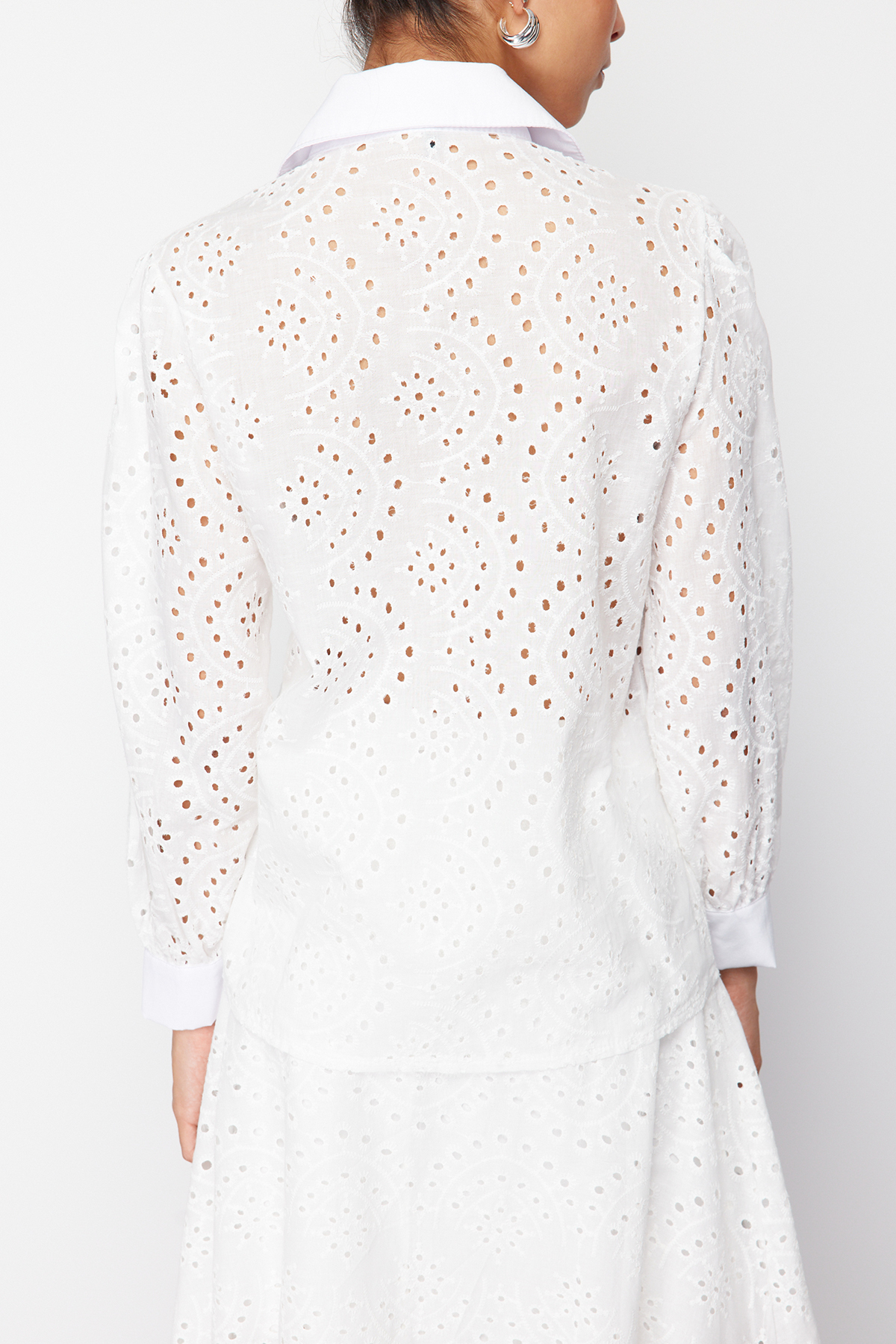 Trendyolmilla  Beyaz Dantel Kumaş Regular Normal Kalıp Dokuma Gömlek TEDSS24GO00014 - Görsel 4