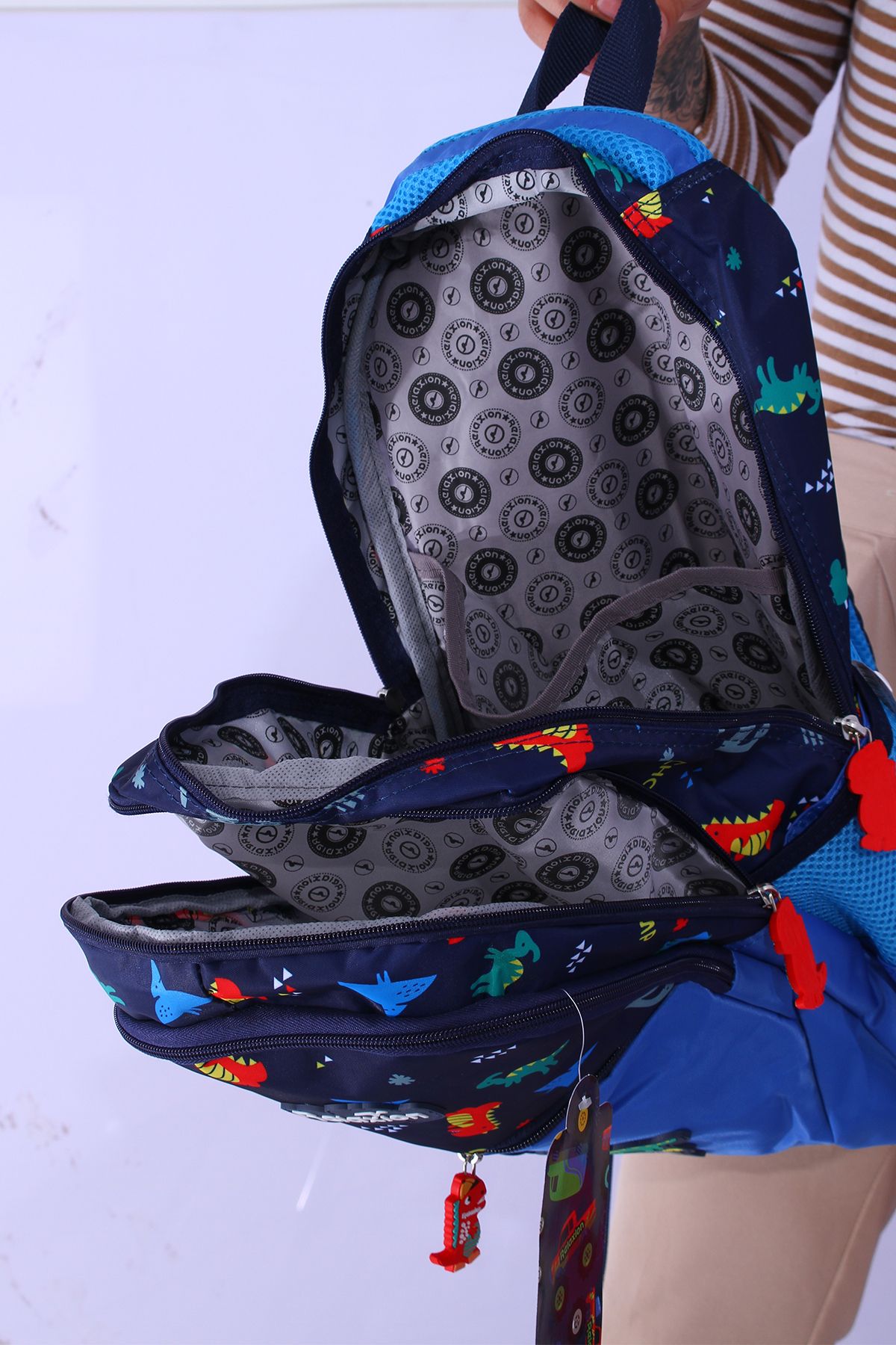 کیف مدرسه پسرانه و بچگانه RLX 1350 BOY NUTRITION BUY BAG CAR DINOSAUR BLUE Fiyaka