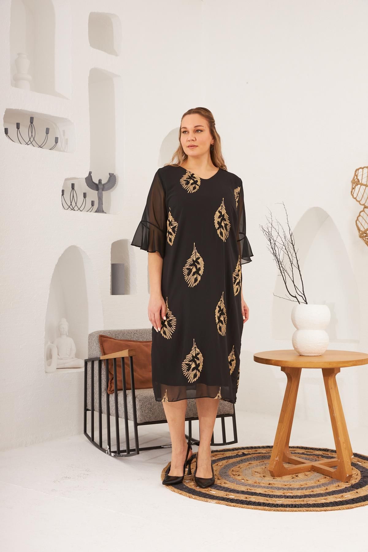 RMG-Plus Size Black Evening Dress with Embroidery Detail and Lingerie 4