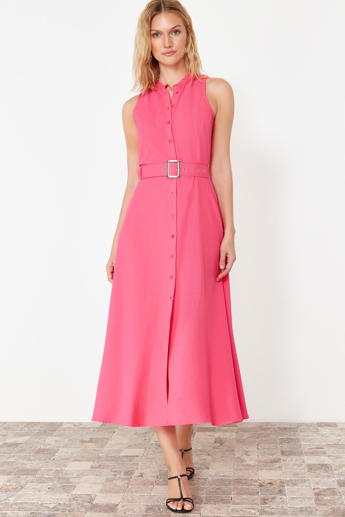 Trendyol Collection-Rosa gewebtes Midi-Hemdkleid mit Gürtel TWOSS23EL01628 3