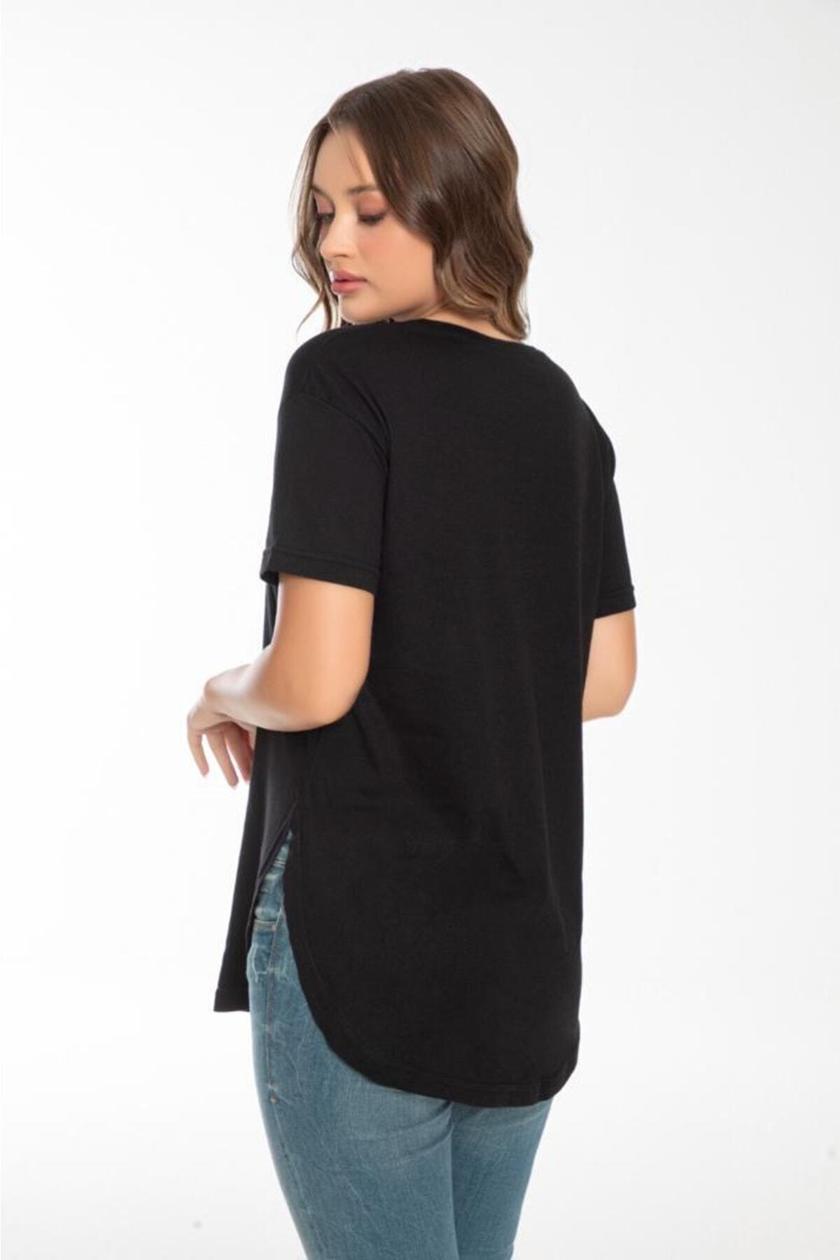 Trendbade Butik  Kadın Siyah Yırtmaçlı T-shirt - Görsel 4