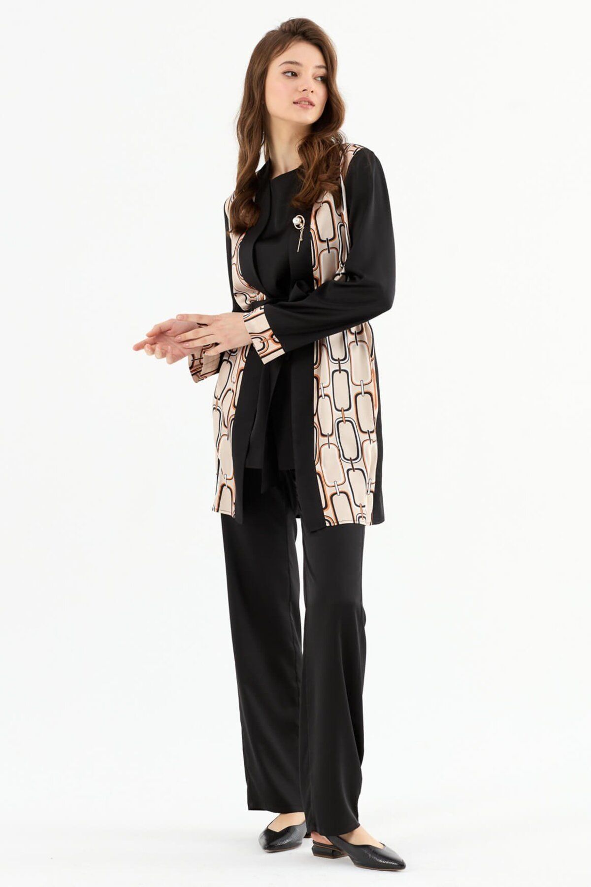 Esswaap-Chain Patterned Short Kimono Trousers Set Black 1
