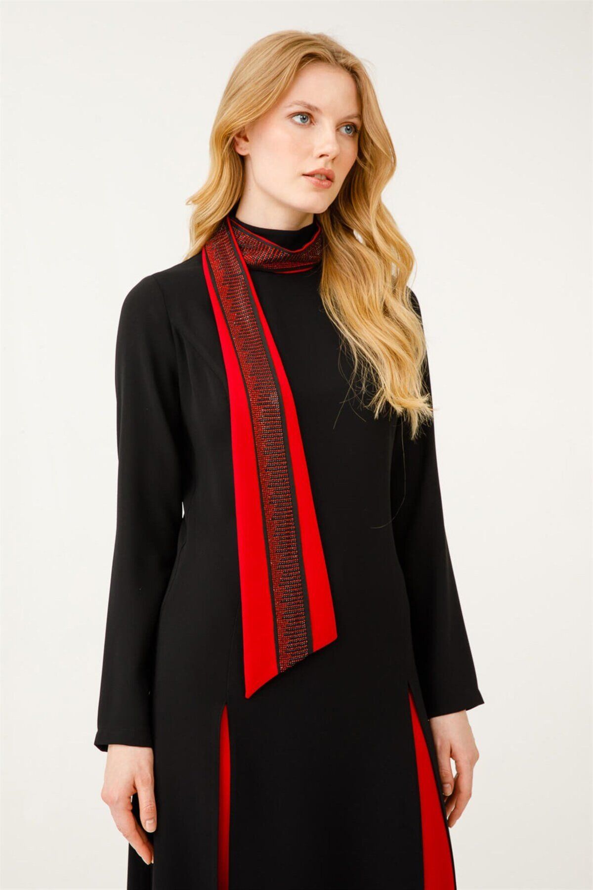 Esswaap-Stylish Set with Stonework and Slits on the Scarf Red 5