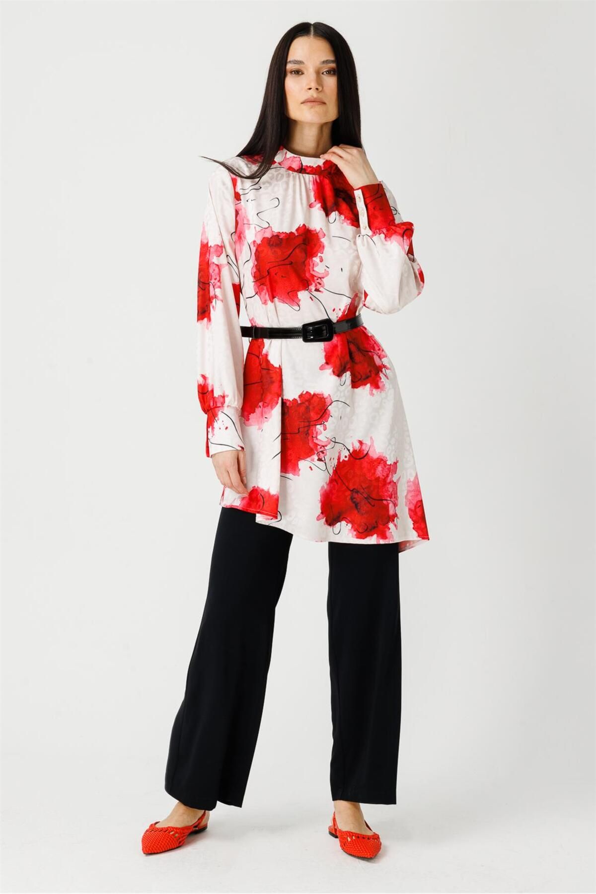 Esswaap-Red Poppy Patterned Tunic and Trousers Set 5