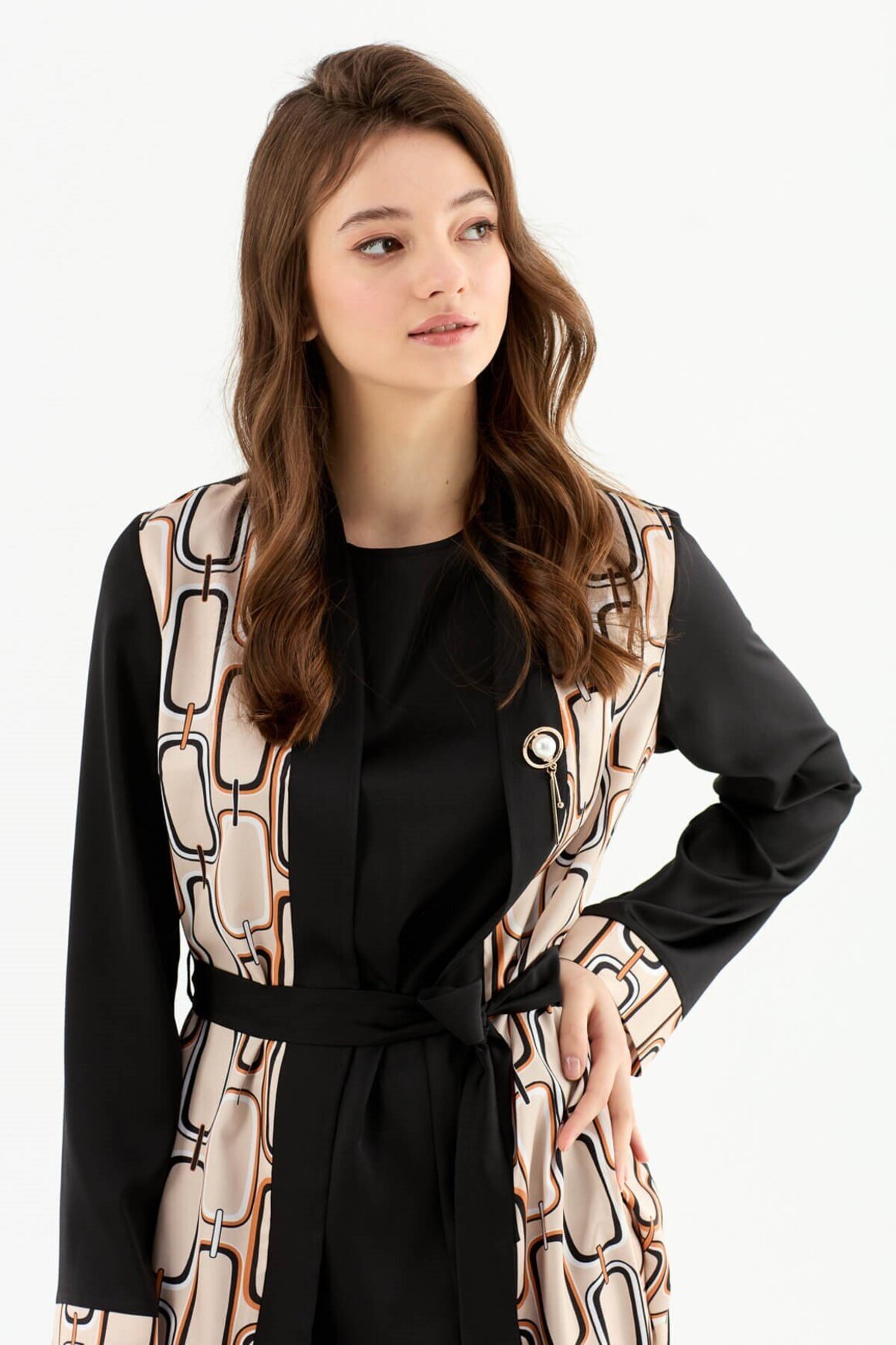 Esswaap-Chain Patterned Short Kimono Trousers Set Black 3