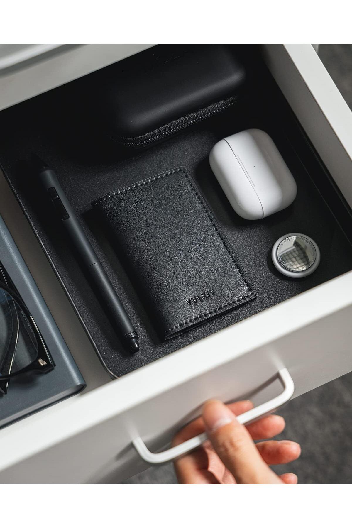 کیف پول مردانه و زنانه کارت ویزیت چرمی ULTRA SLIM CARD راه حل شیک کاربردی VULKIT