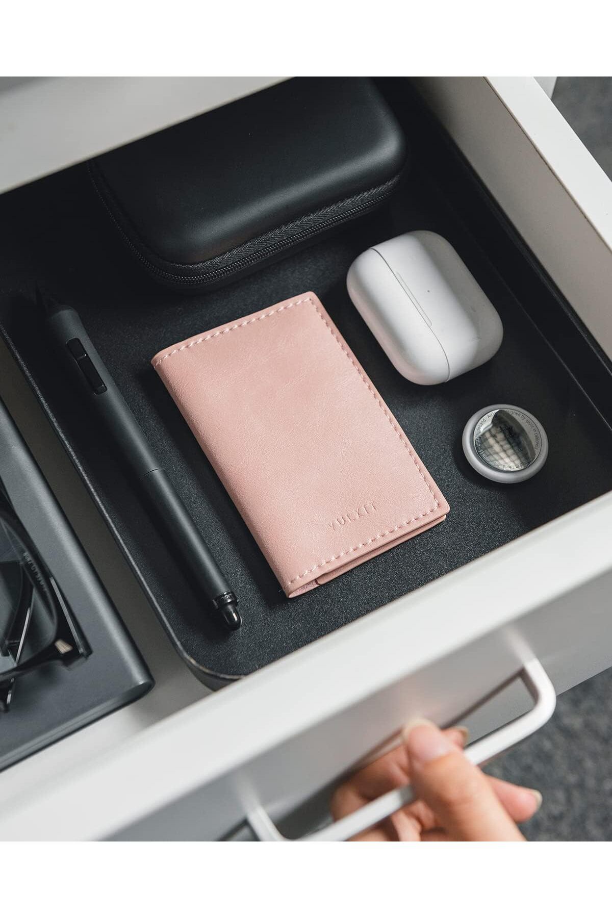 کیف پول مردانه و زنانه کارت ویزیت چرمی ULTRA SLIM CARD راه حل شیک کاربردی VULKIT