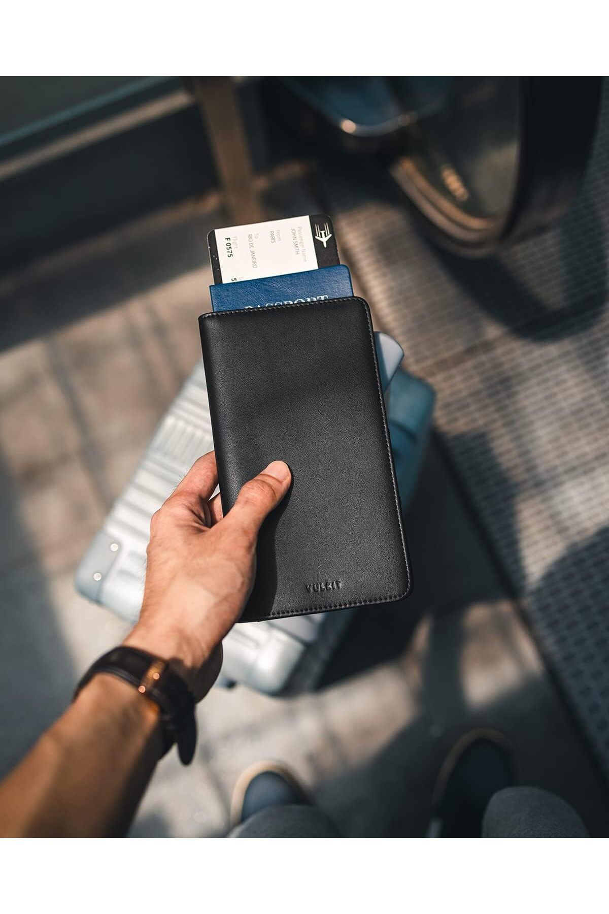 کیف پاسپورت چرمی با محافظ RFID - چند منظوره، جیبی و شیک برای سفر VULKIT