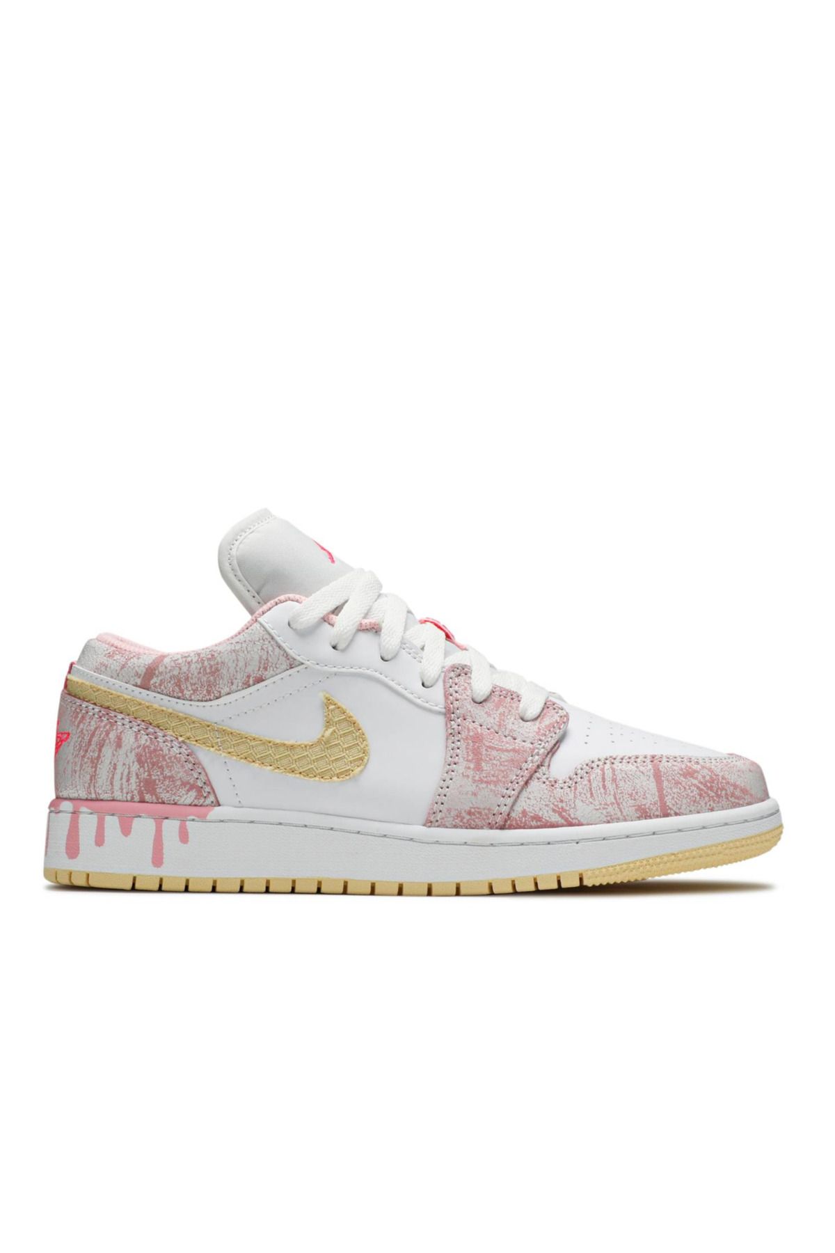 اسنیکر چند رنگ زنانه Air Jordan 1 قطره کم GS Nike