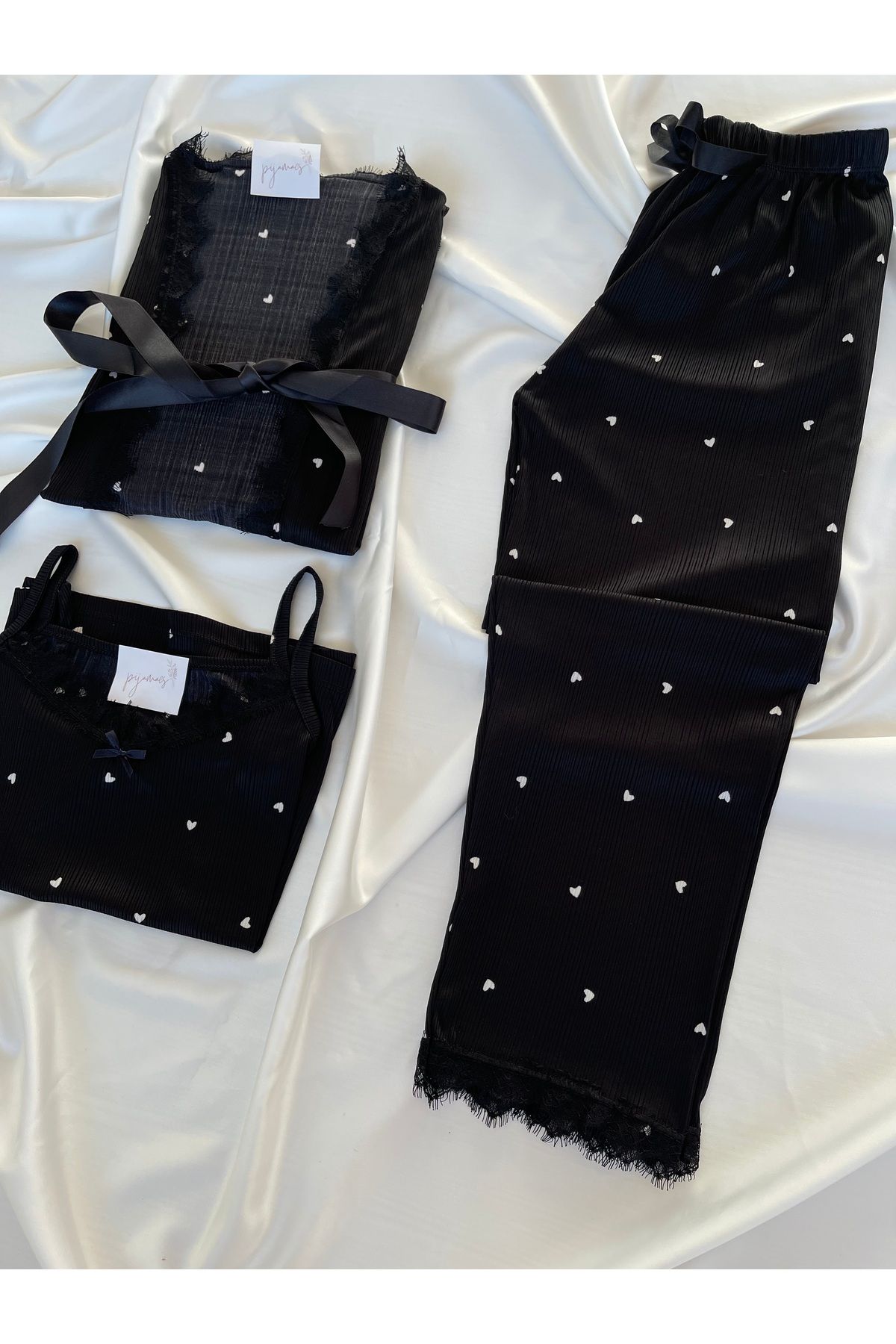 Pijamacs-Black Heart Patterned Pegasus Pajama Set with Apron 5