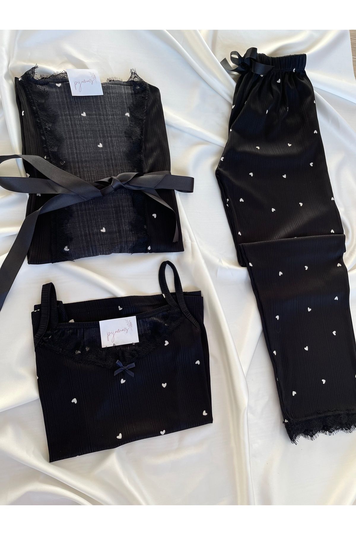 Pijamacs-Black Heart Patterned Pegasus Pajama Set with Apron 3