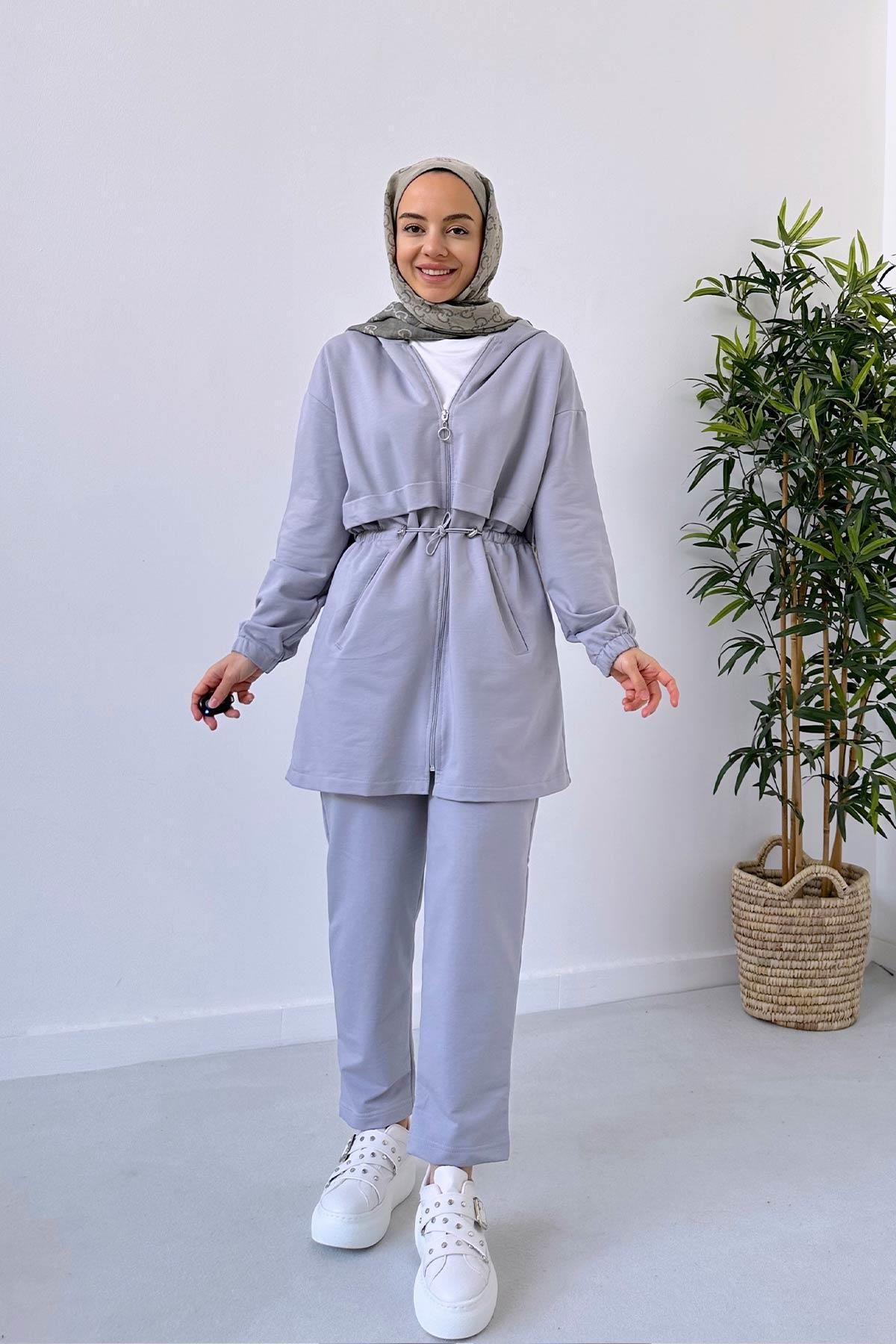 complete the look image