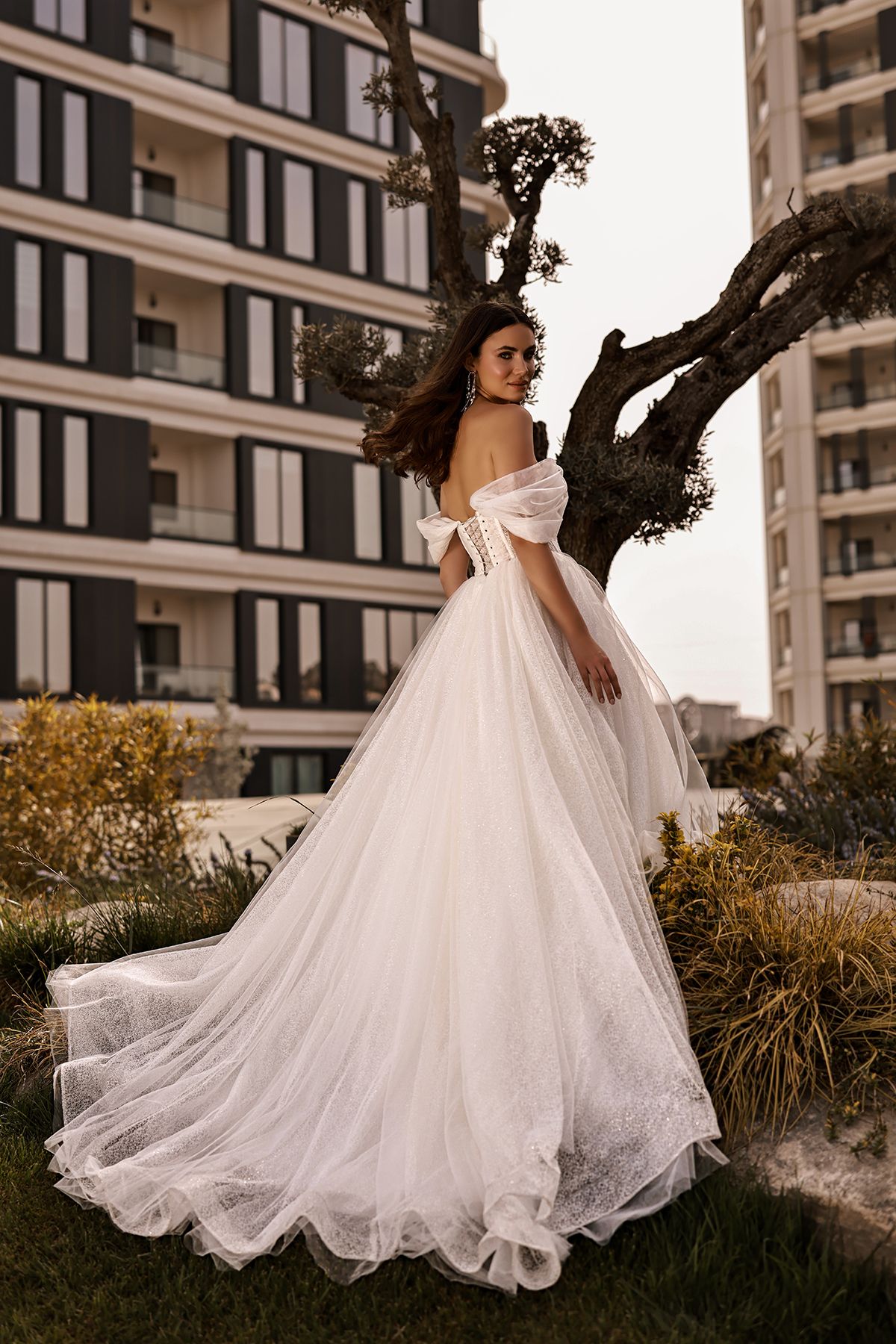 https://cdn.dsmcdn.com/ty1298/product/media/images/prod/SPM/PIM/20240505/01/e4df8ca3-8caa-3742-8a6d-8d05d05f1a43/1_org_zoom.jpg