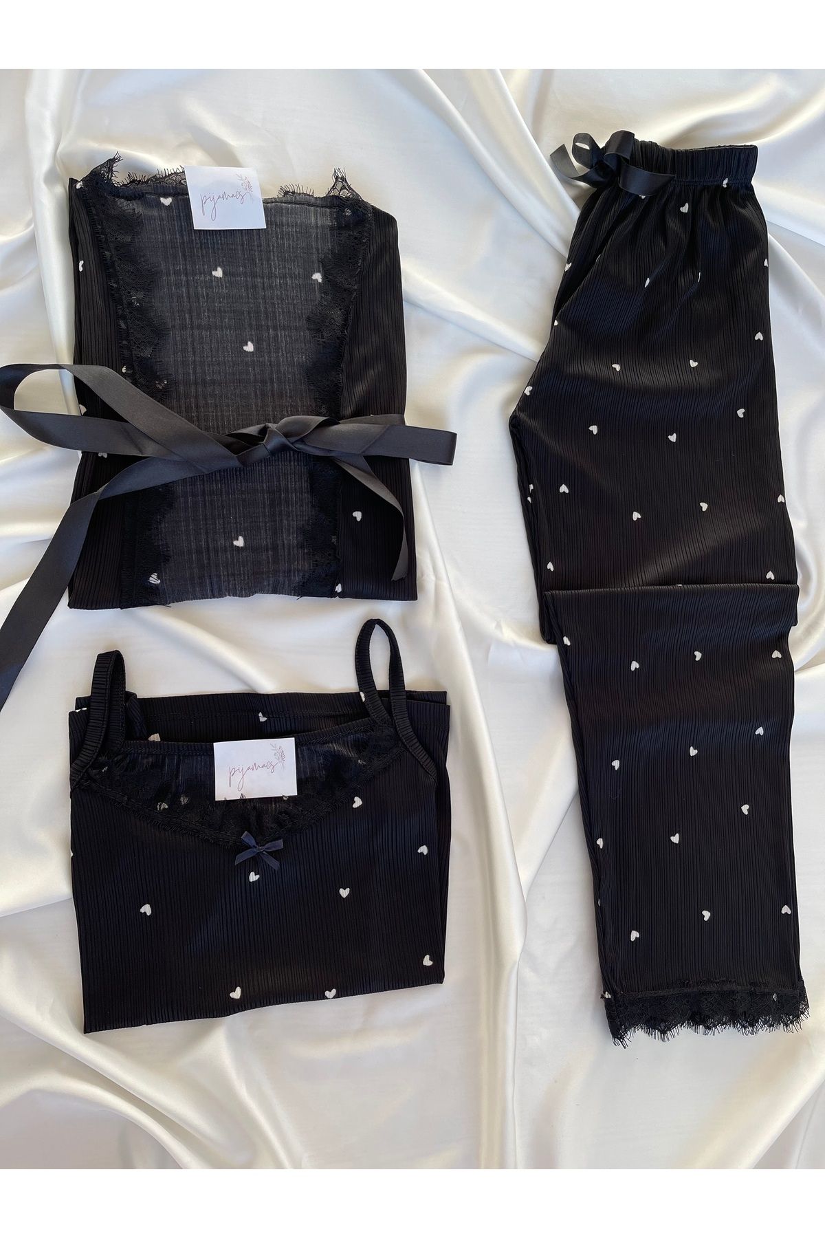 Pijamacs-Black Heart Patterned Pegasus Pajama Set with Apron 2