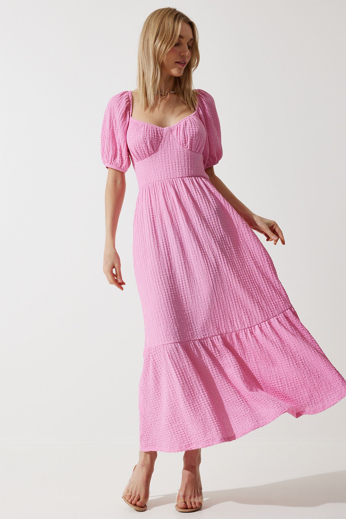 Happiness İstanbul Rosa Damen-Strickkleid mit Herzkragen und Strukturmuster, UB00050