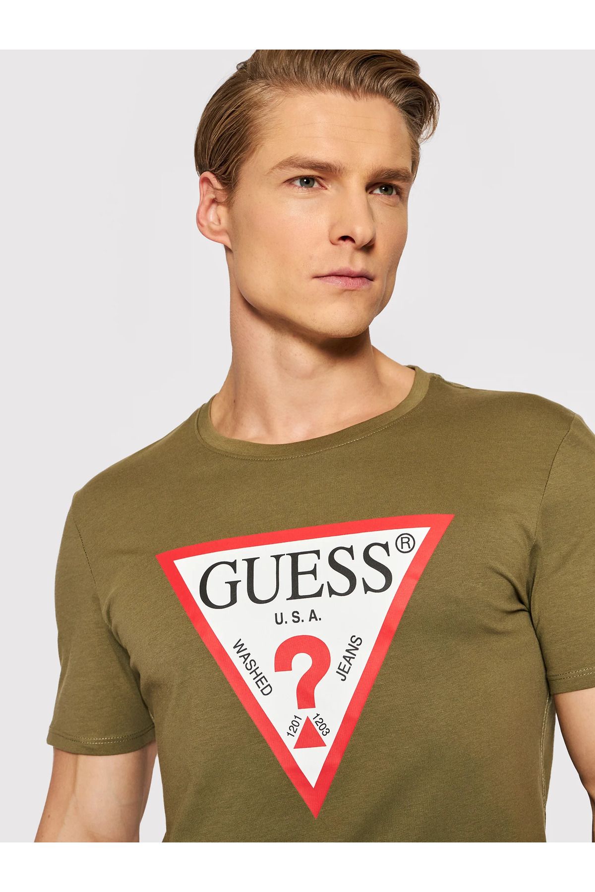 تی شرت سبز مردانه با آرم مثلث Guess