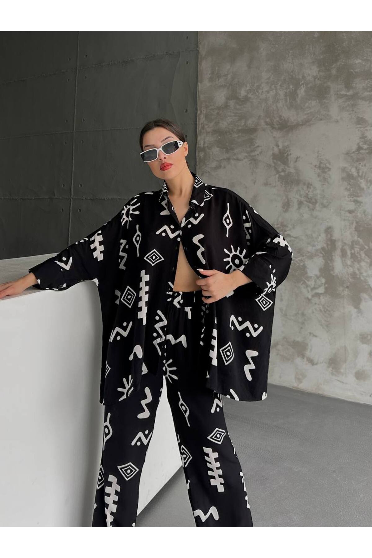 Keten Oversize Desenli Alt Üst Takım Siyah - Görsel 2