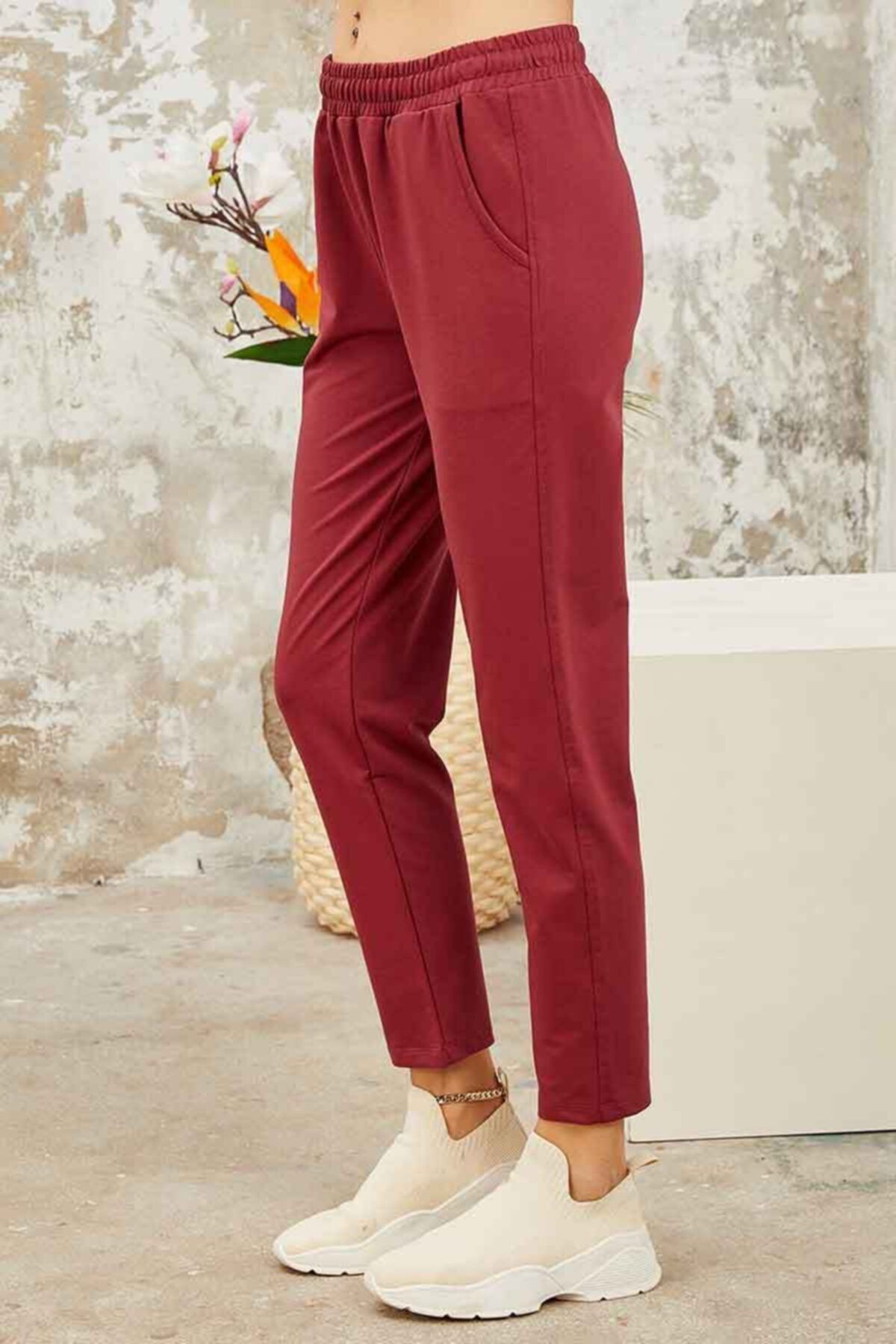 Sweatpants for short legs women's deals
