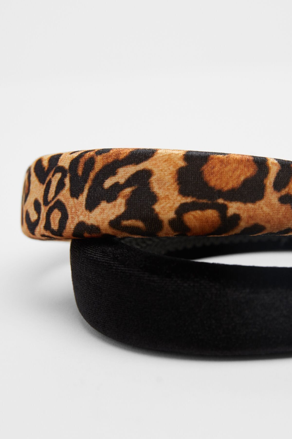 bershka kadin siyah leopar desenli tac