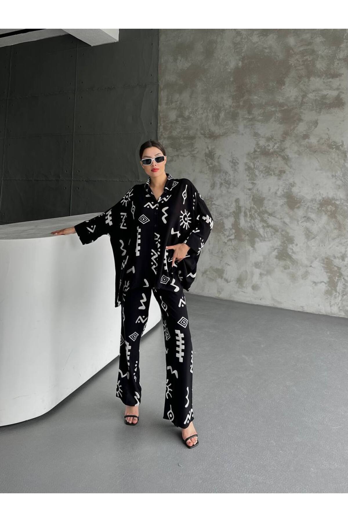 Keten Oversize Desenli Alt Üst Takım Siyah - Görsel 3