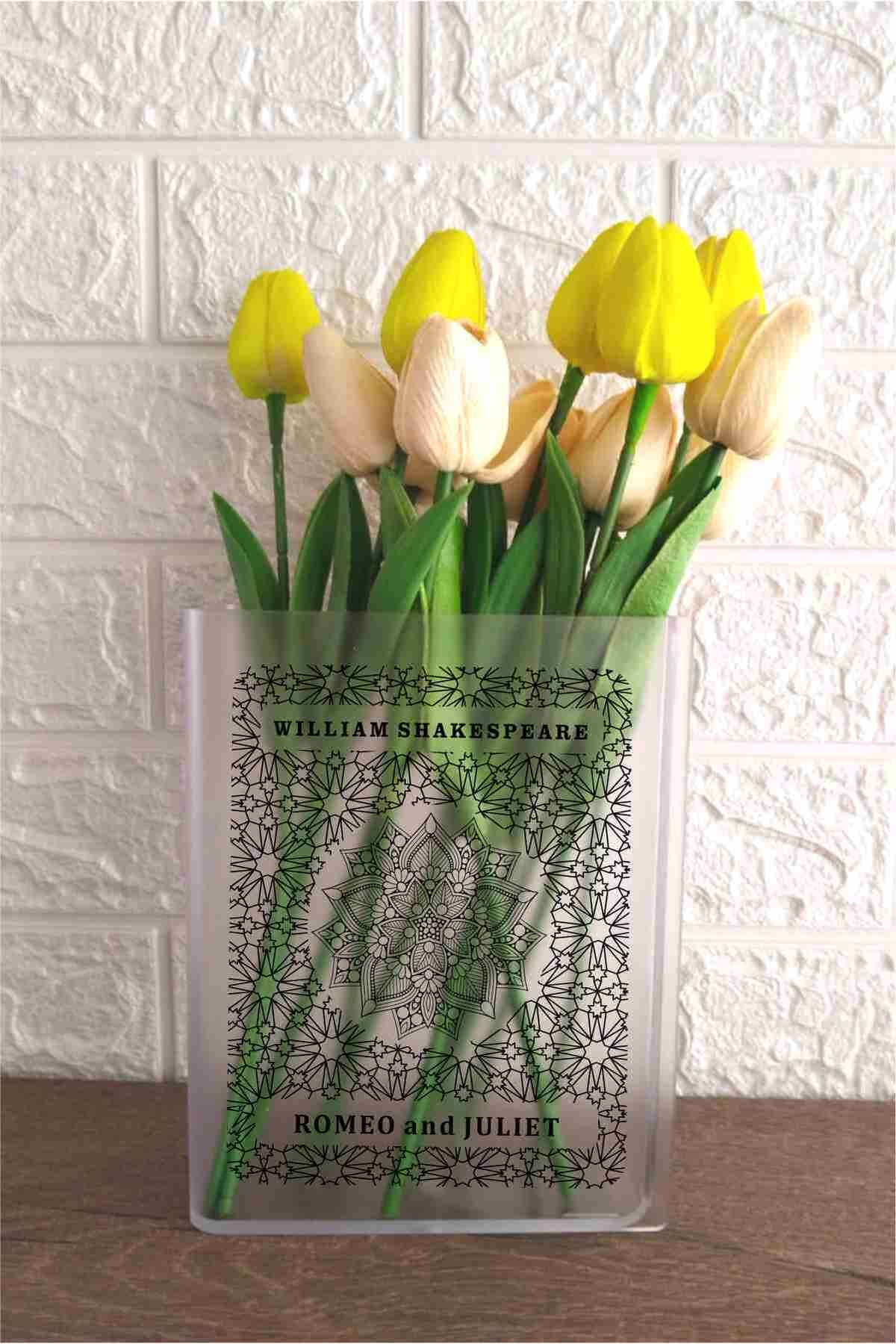 Gri Grafik Design Workshop-Shakespeare Romeo and Juliet Frosted Book Vase - World Classics Collection 6