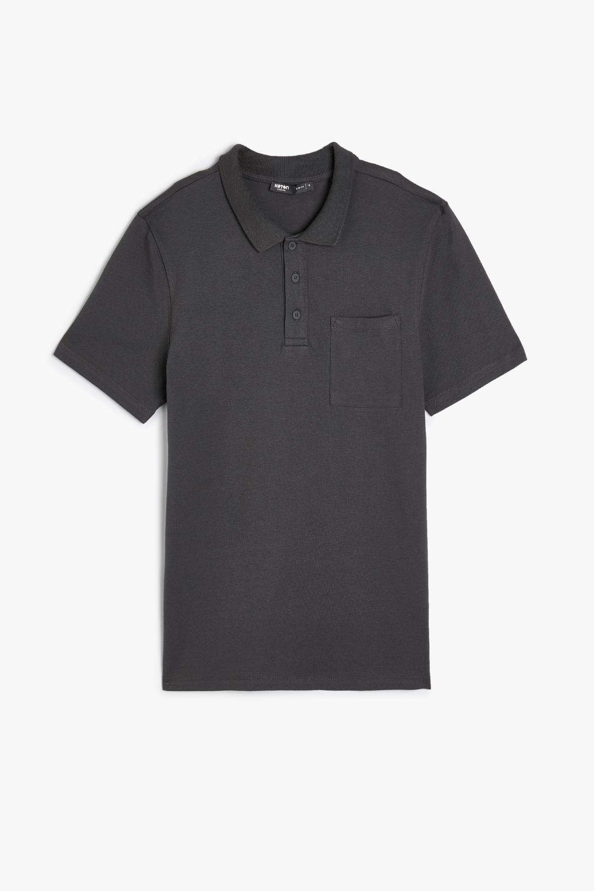 تیشرت یقه پولو با جیب باریک و دکمه دار