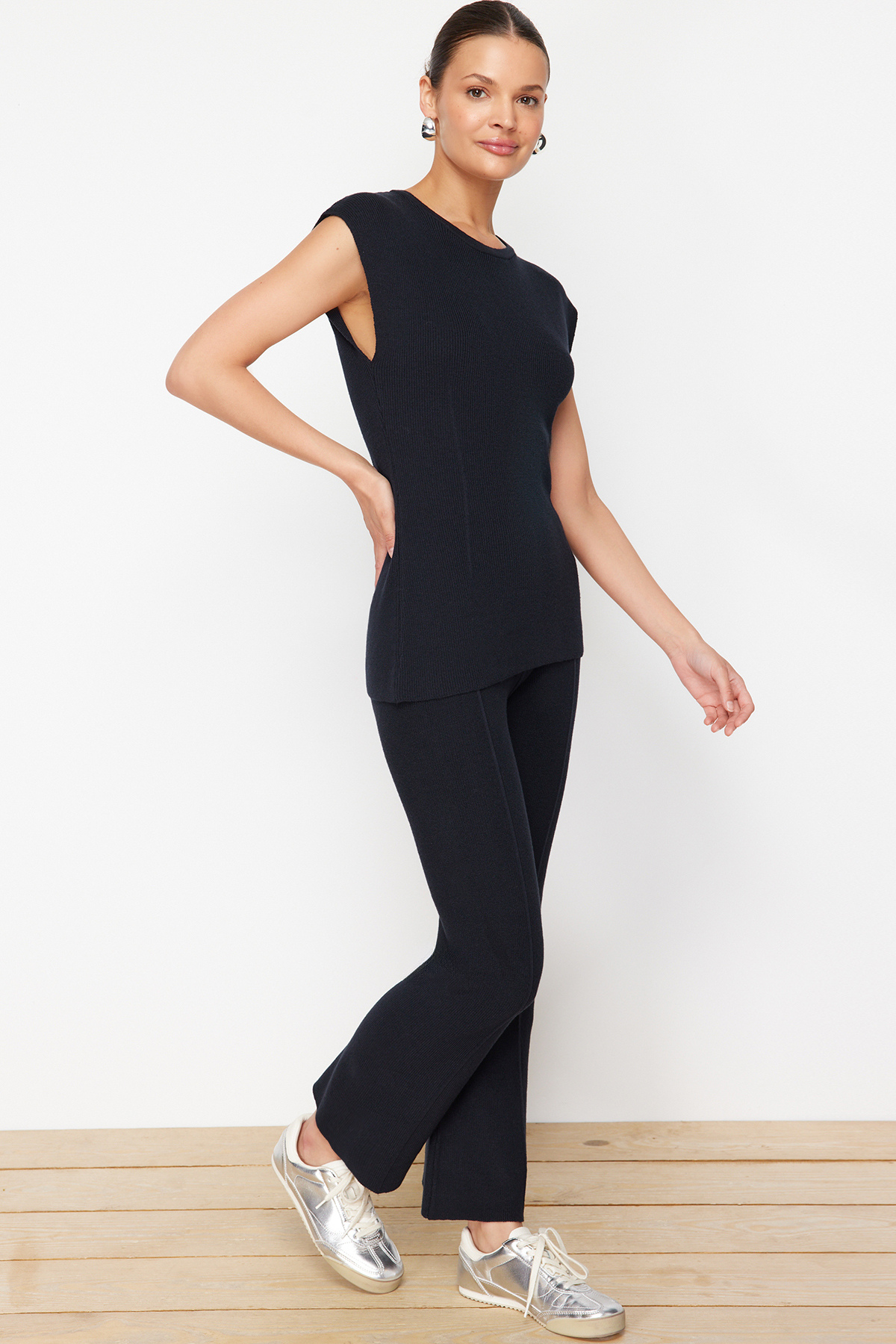 Trendyolmilla  Lacivert Pamuklu İnce Bluz Pantalon Triko Alt-Üst Takım TWOSS24AU00115