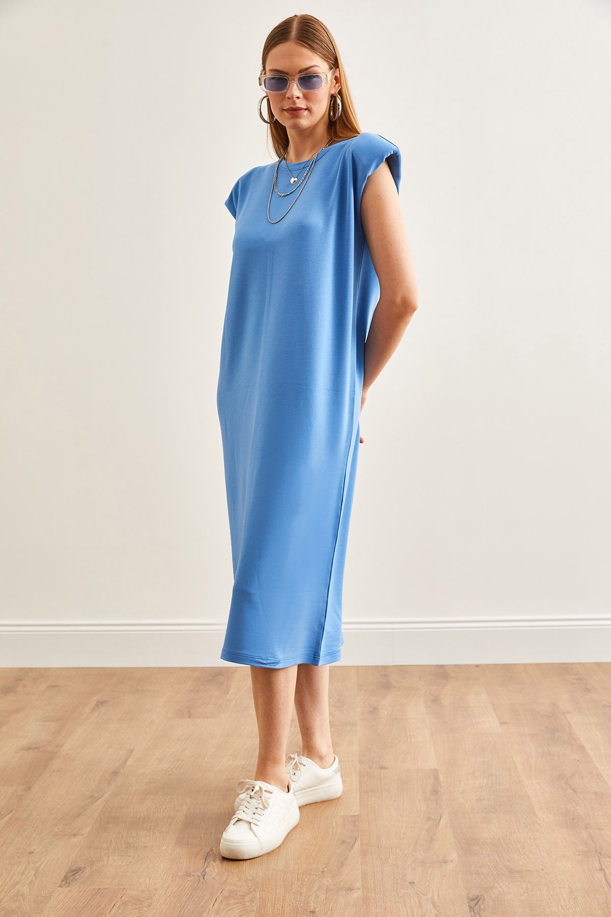 Olalook-Blaues Kleid mit Schulterpolstern und Schlitz und Kristallen für Damen ELB-19002086 4