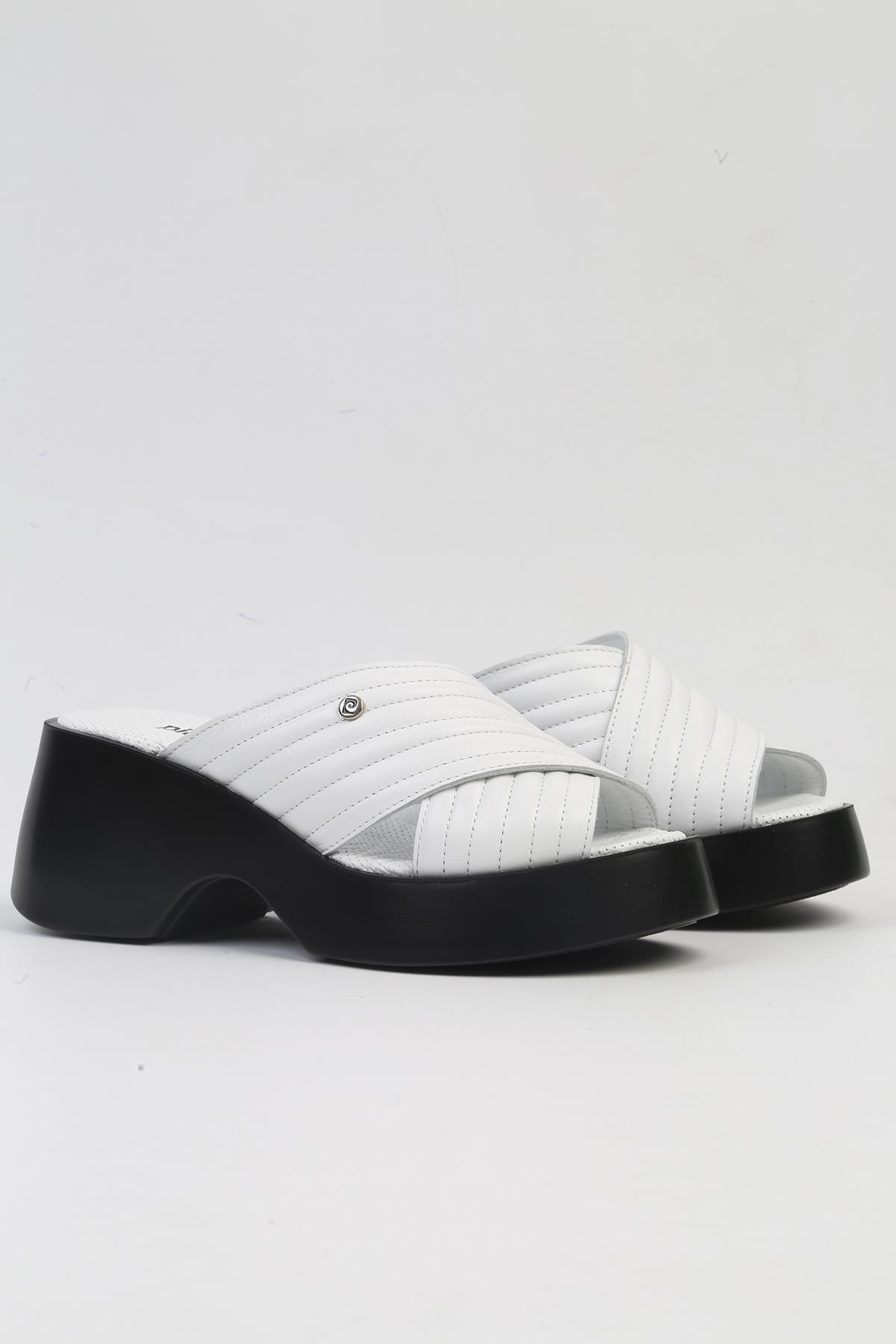 ® | PC-7194- 3968 دمپایی پلتفرم زنانه سفید Pierre Cardin پیر کاردین اورجینال - تصویر 2