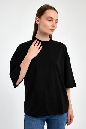 FİHA /3012-KADIN YARIM BALIKCI YAKA KISA KOL T-SHIRT - SİYAH