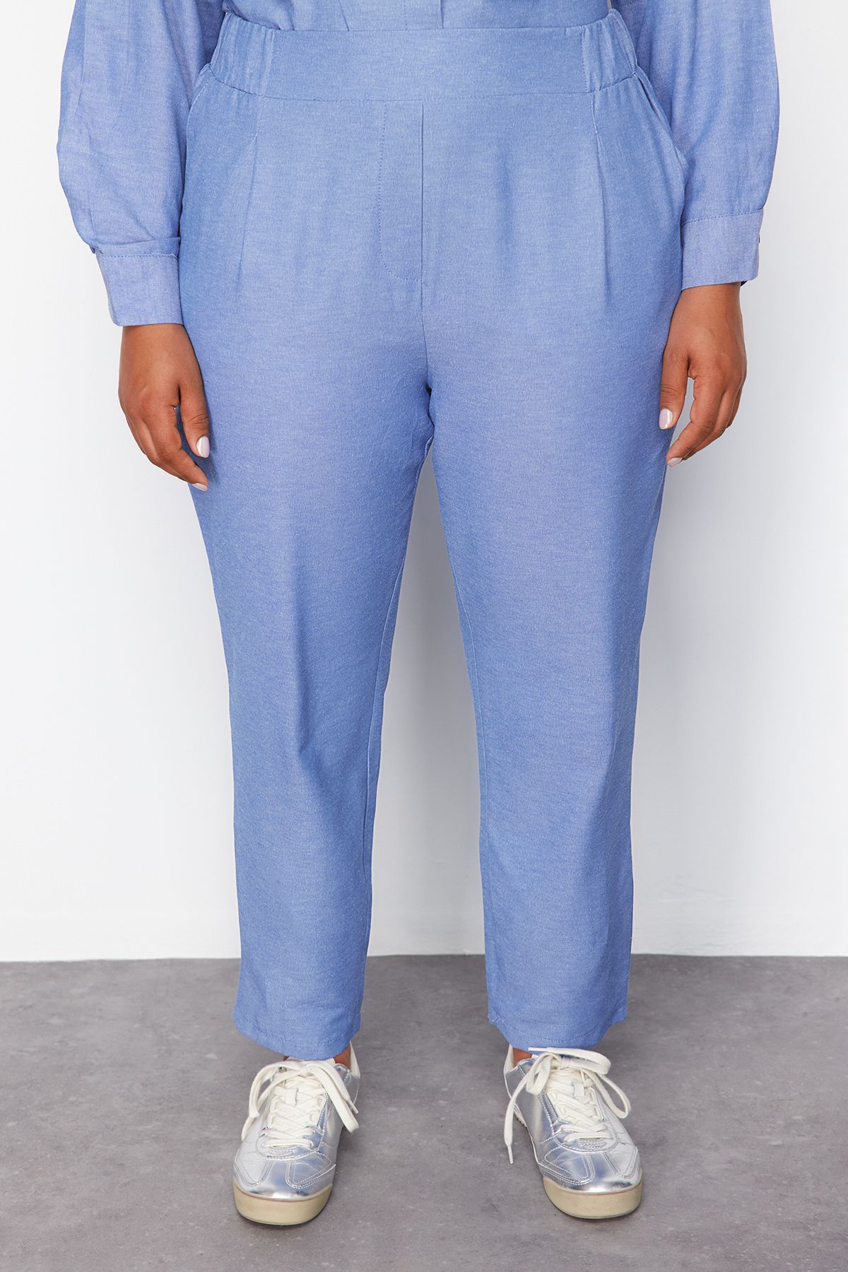 Trendyol Curve-Blue Woven Plus Size Top and Bottom Set 5