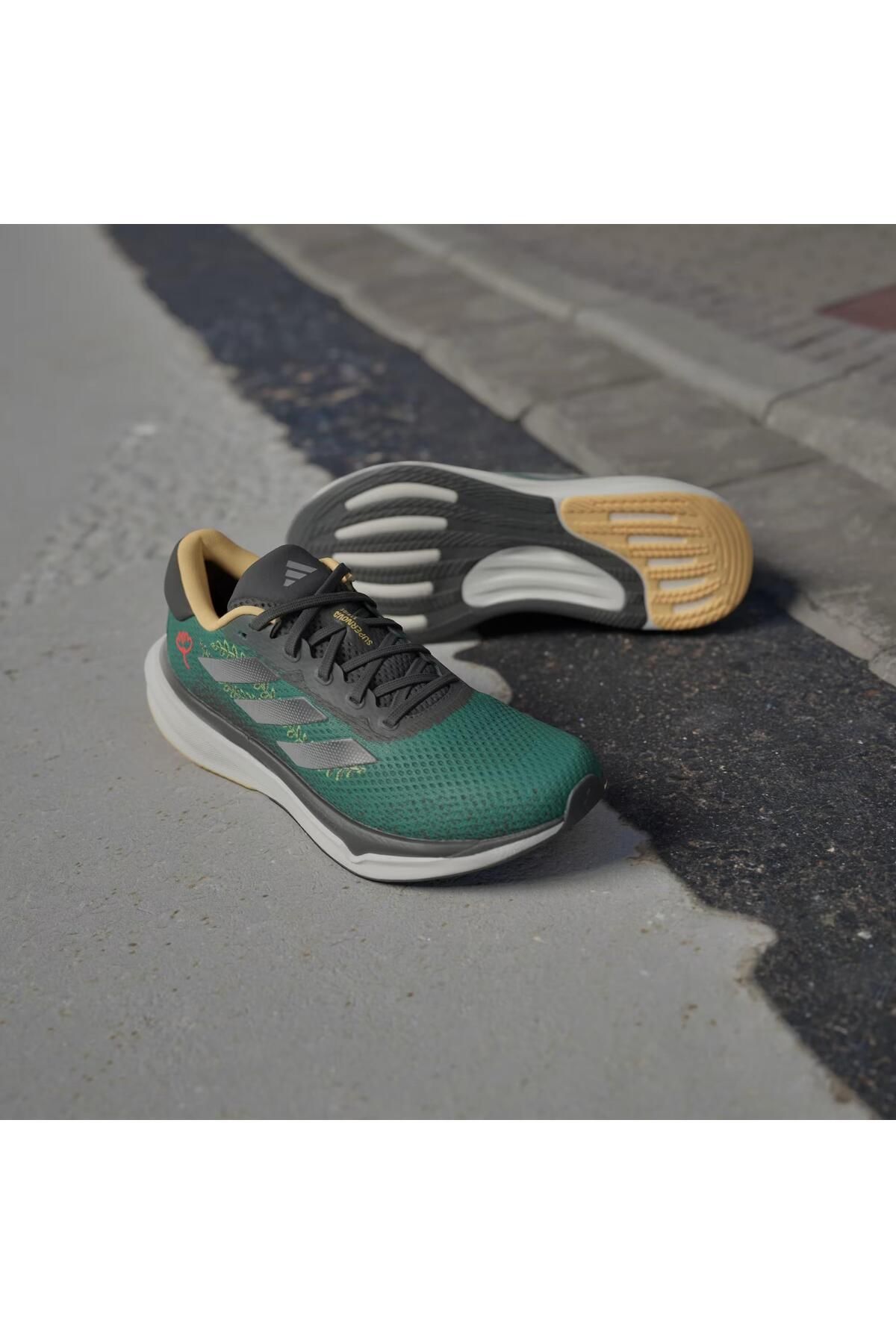 کفش دو و تمرین سبز زنانه Supernova Stride Day Earth رانینگ adidas
