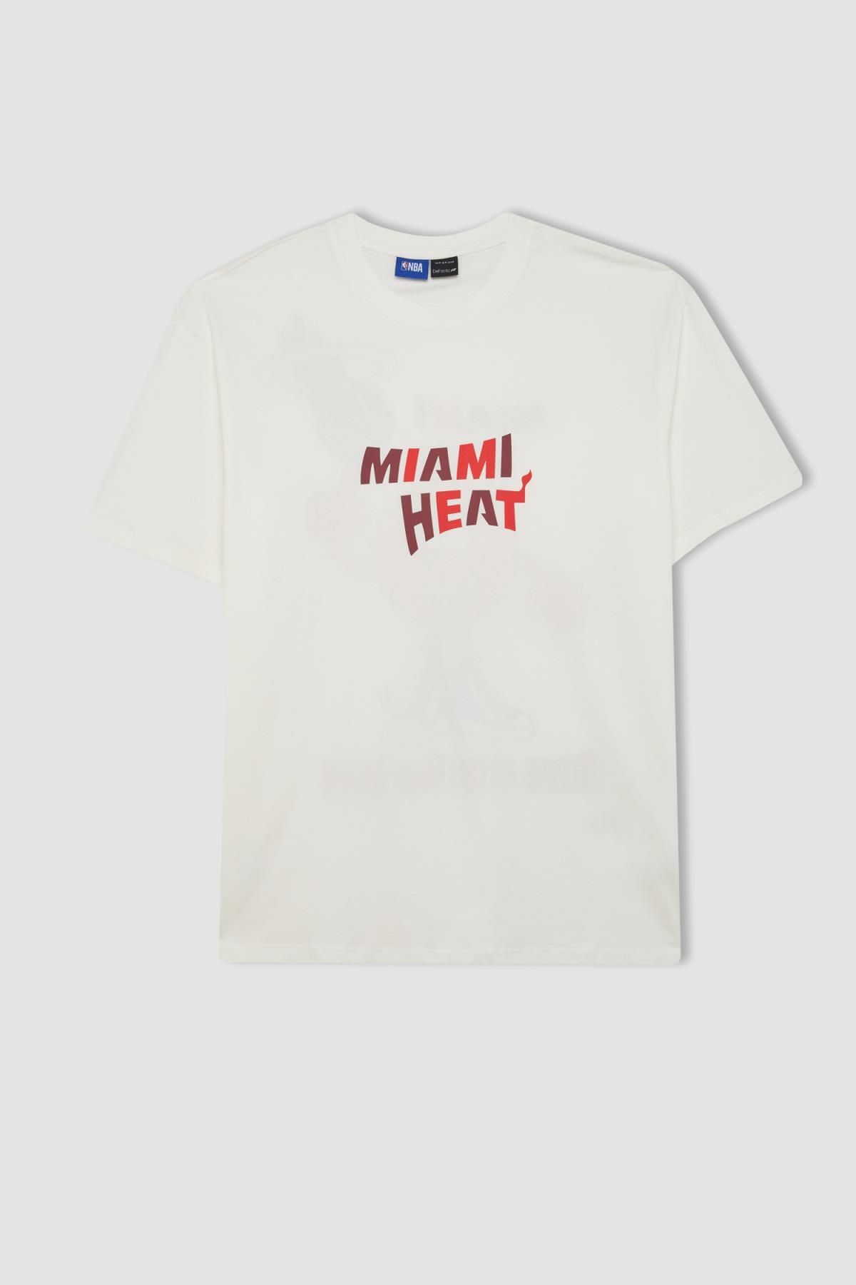 تیشرت آستین کوتاه DeFactoFit NBA Miami Heat Boxy Fit Crew