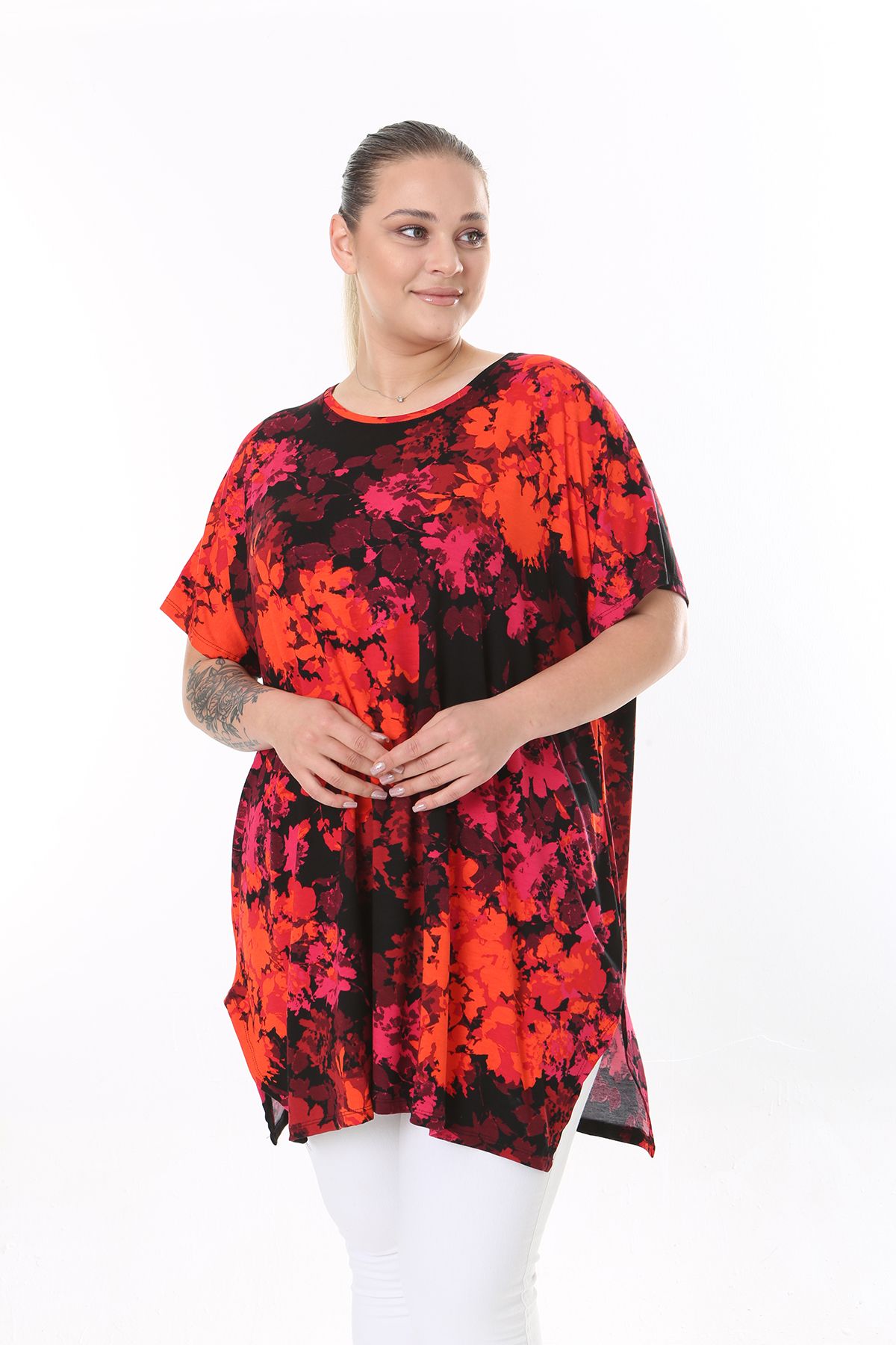 XL Modam-Plus Size Black Red Printed Lycra Tunic 5
